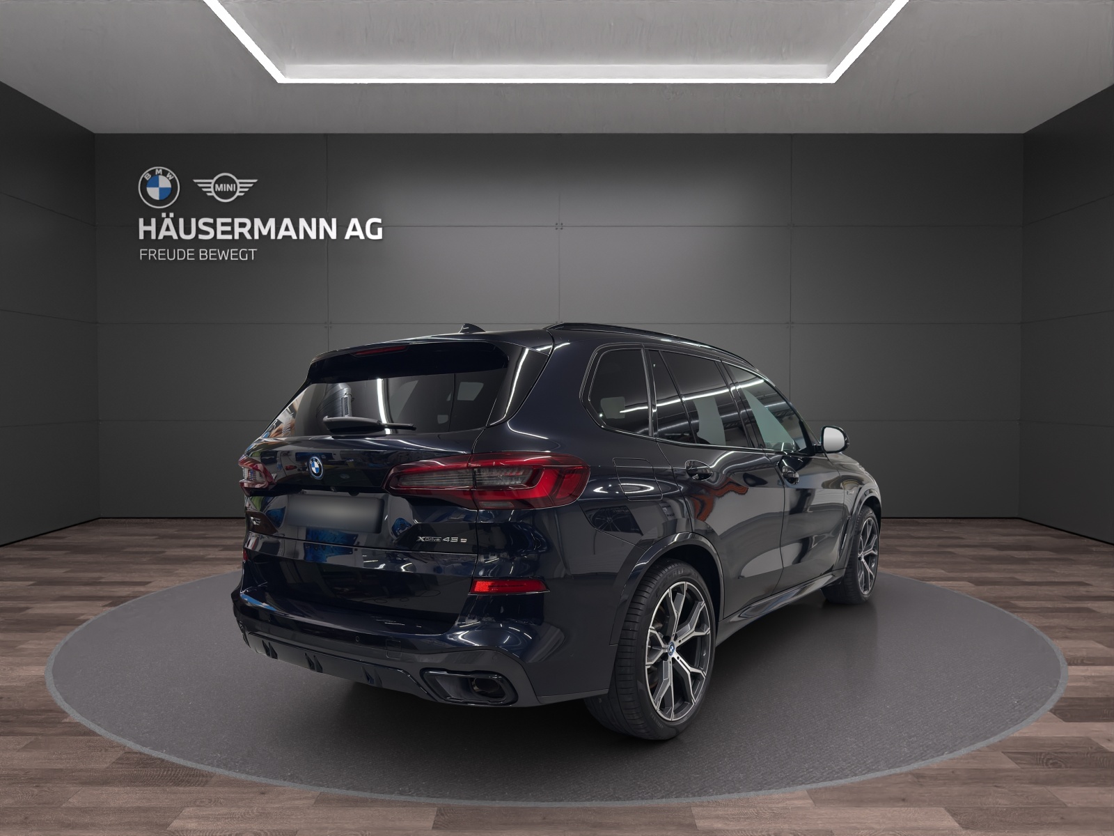 BMW X5 45e xDrive M SPORT-image-4