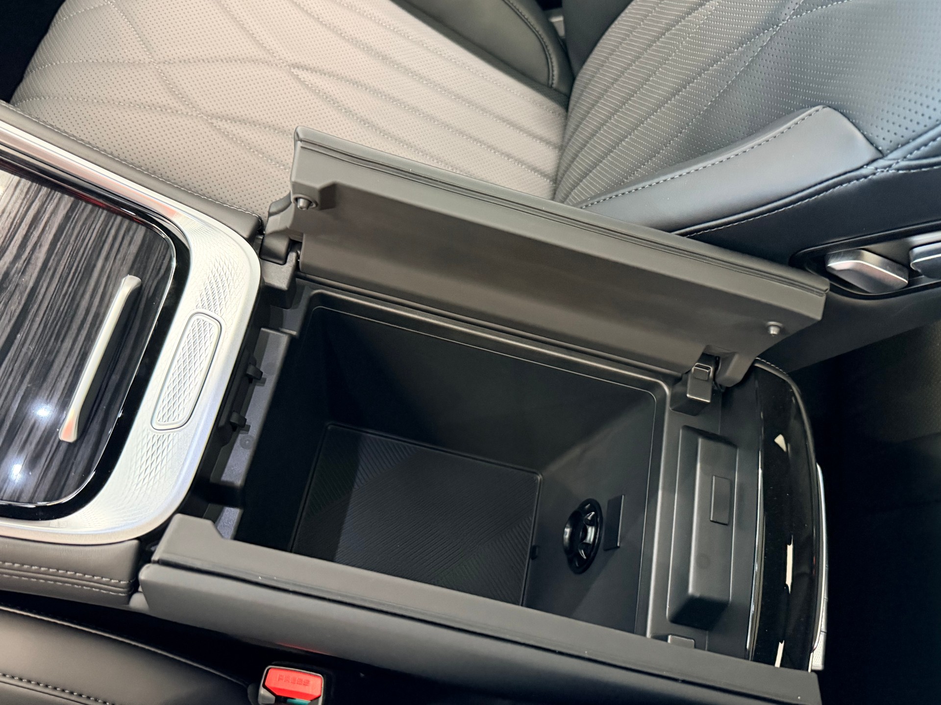 OMODA Premium 1.5 TGDI AWD 537PS-image-31
