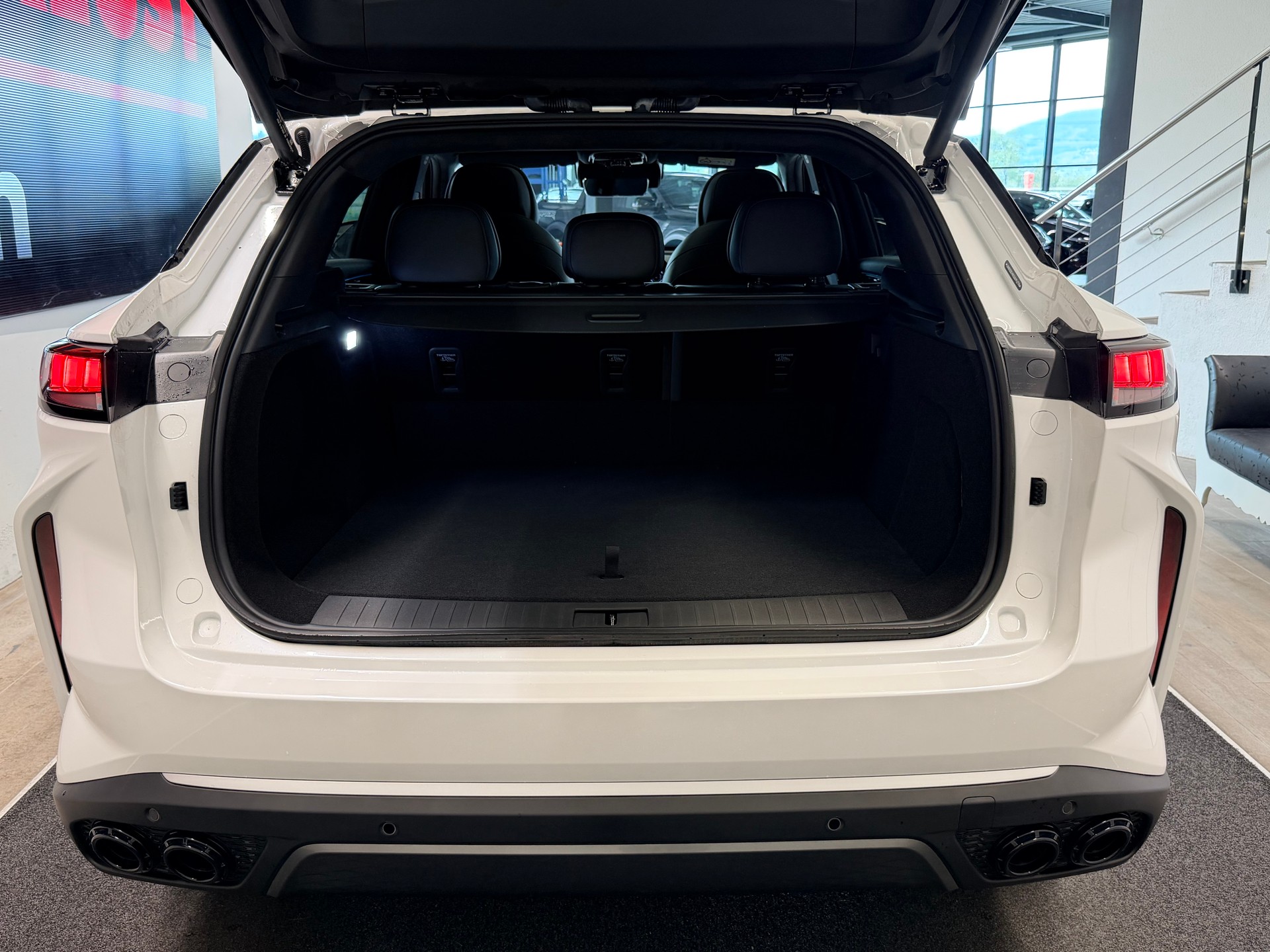 OMODA Premium 1.5 TGDI AWD 537PS-image-10