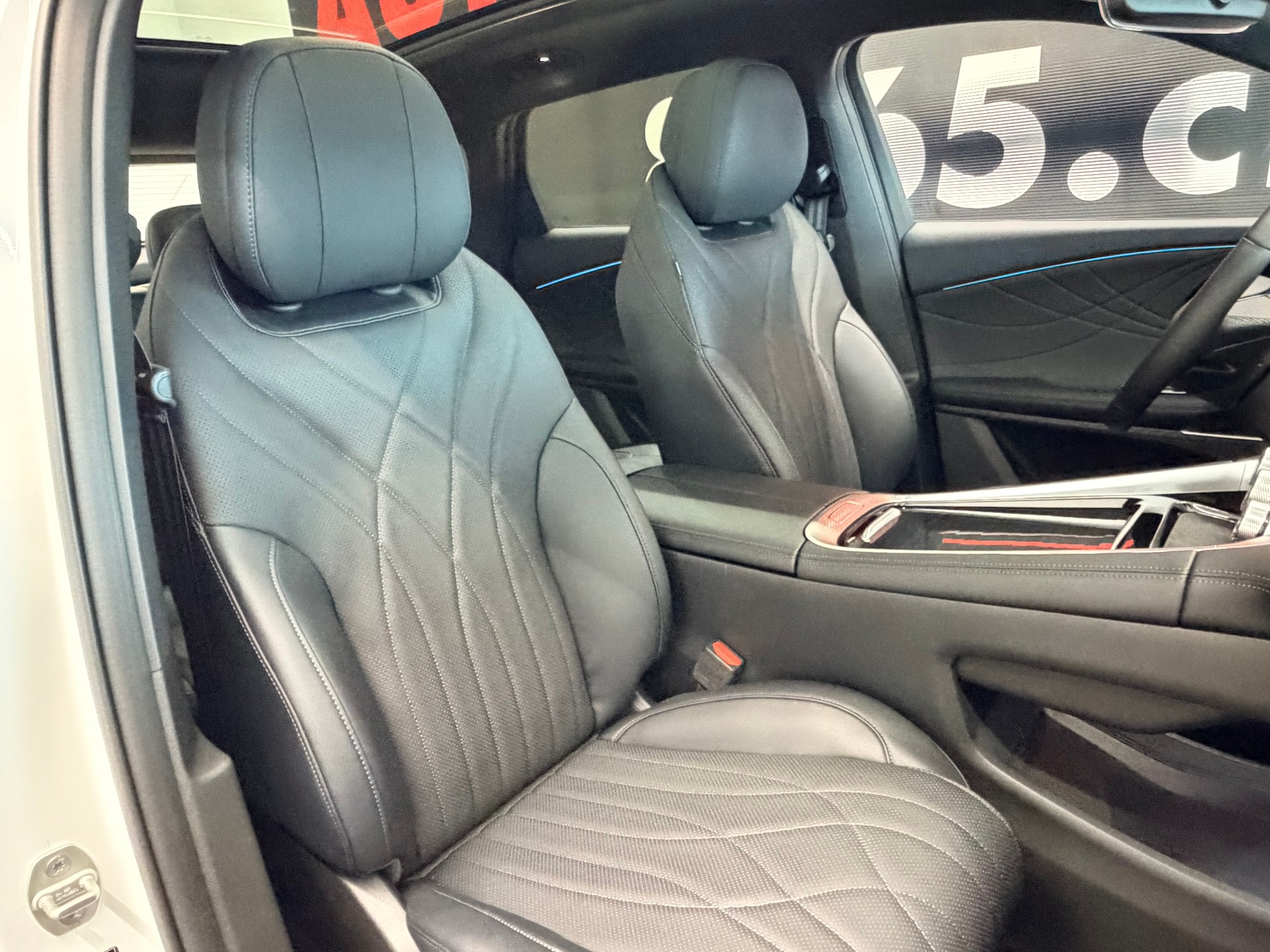 OMODA Premium 1.5 TGDI AWD 537PS-image-24