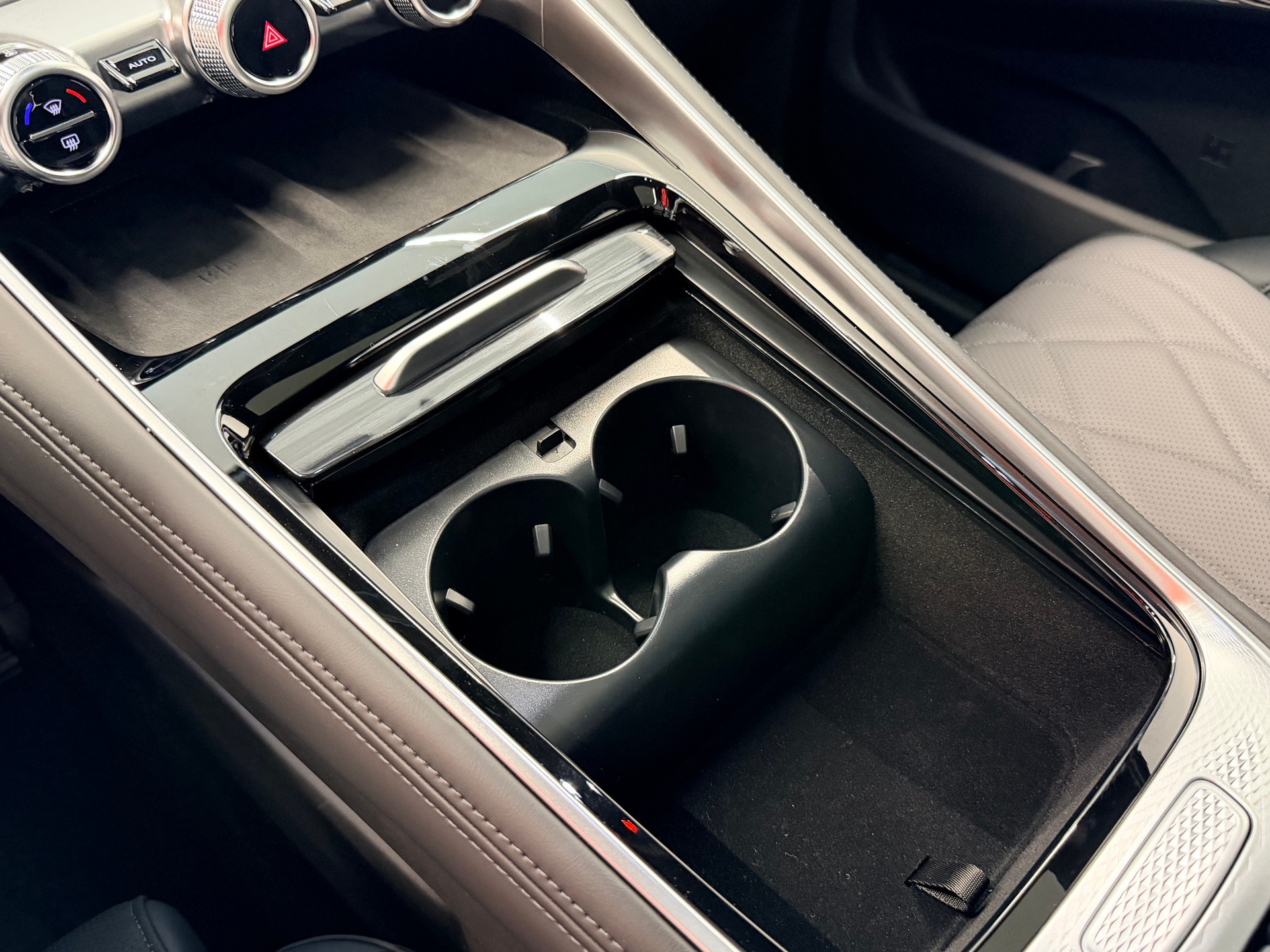 OMODA Premium 1.5 TGDI AWD 537PS-image-30