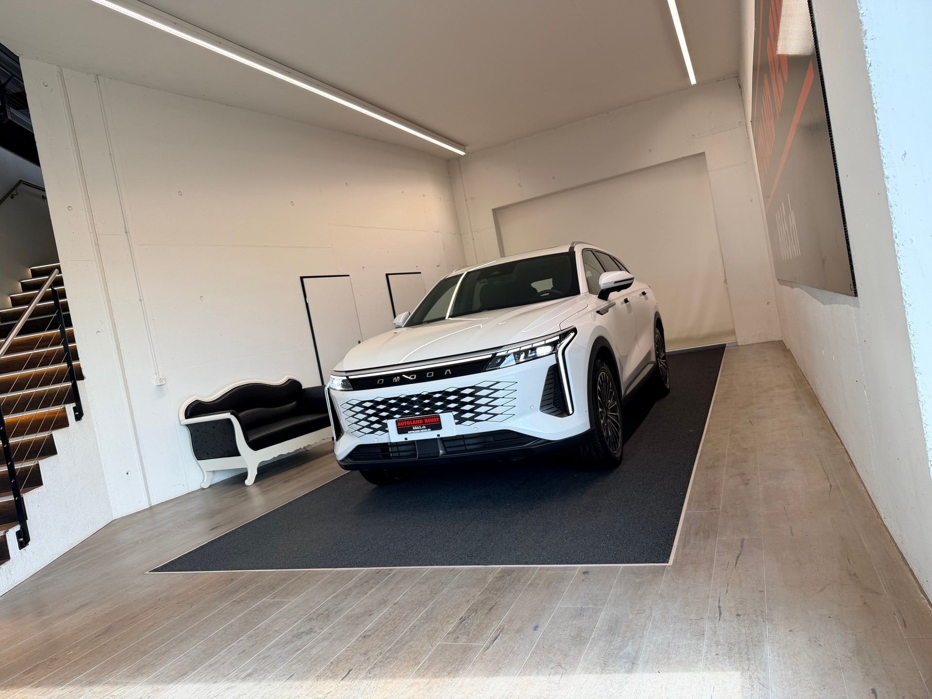 OMODA Premium 1.5 TGDI AWD 537PS-image-2