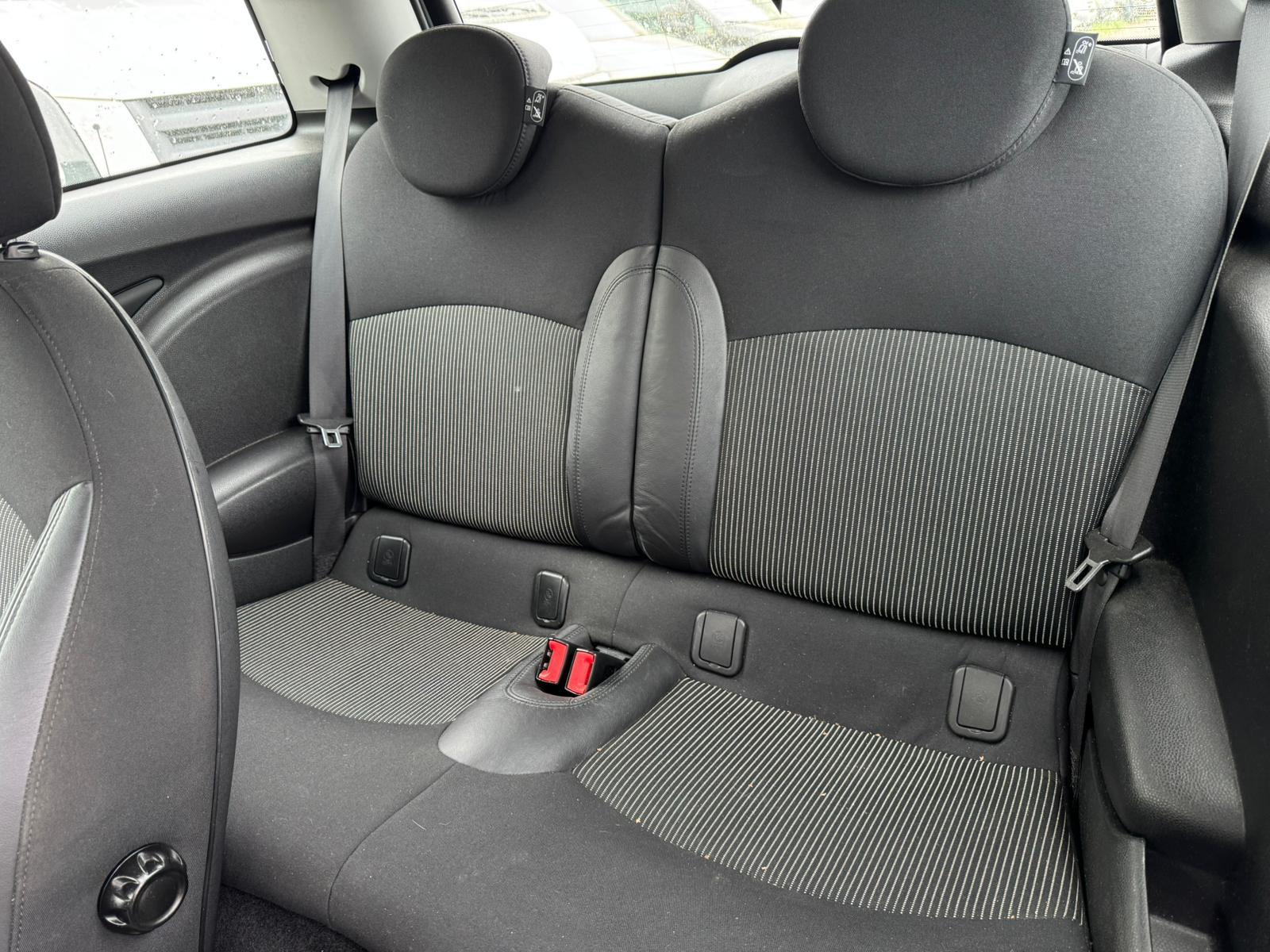 MINI Cooper-image-6