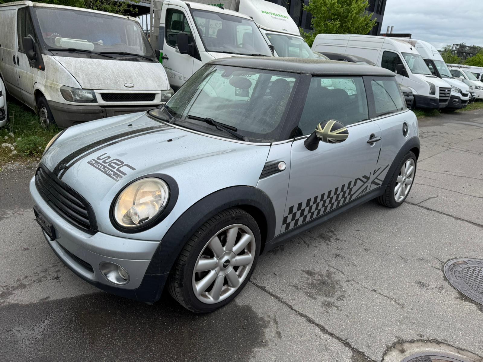 MINI Cooper-image-1