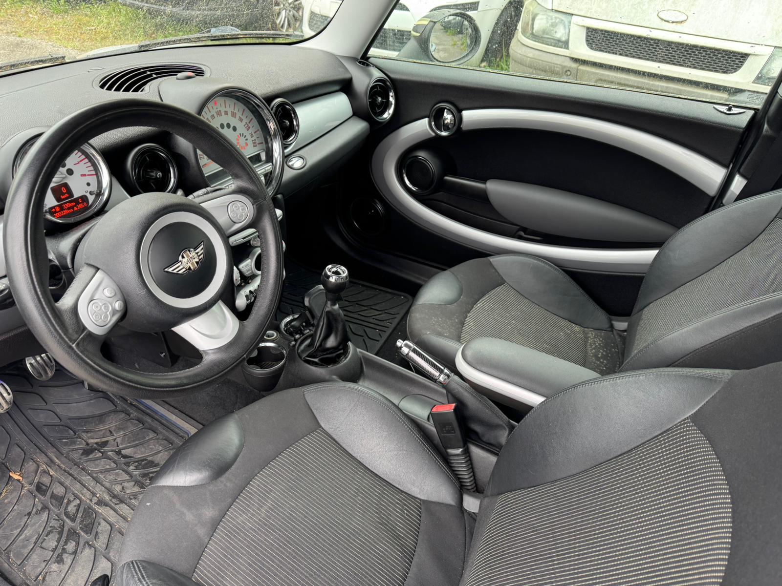 MINI Cooper-image-7
