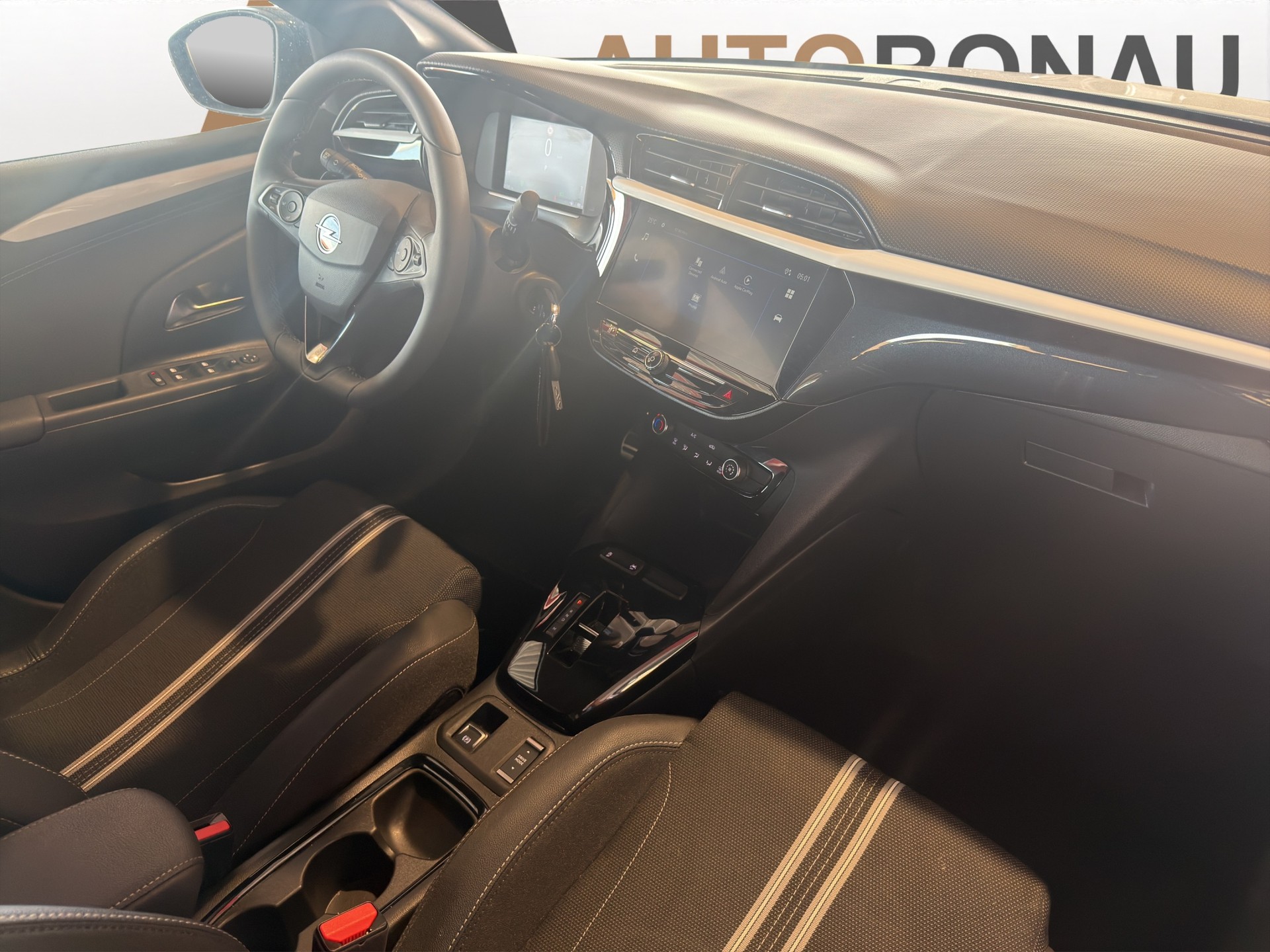 OPEL Corsa 1.2 T GS-image-12