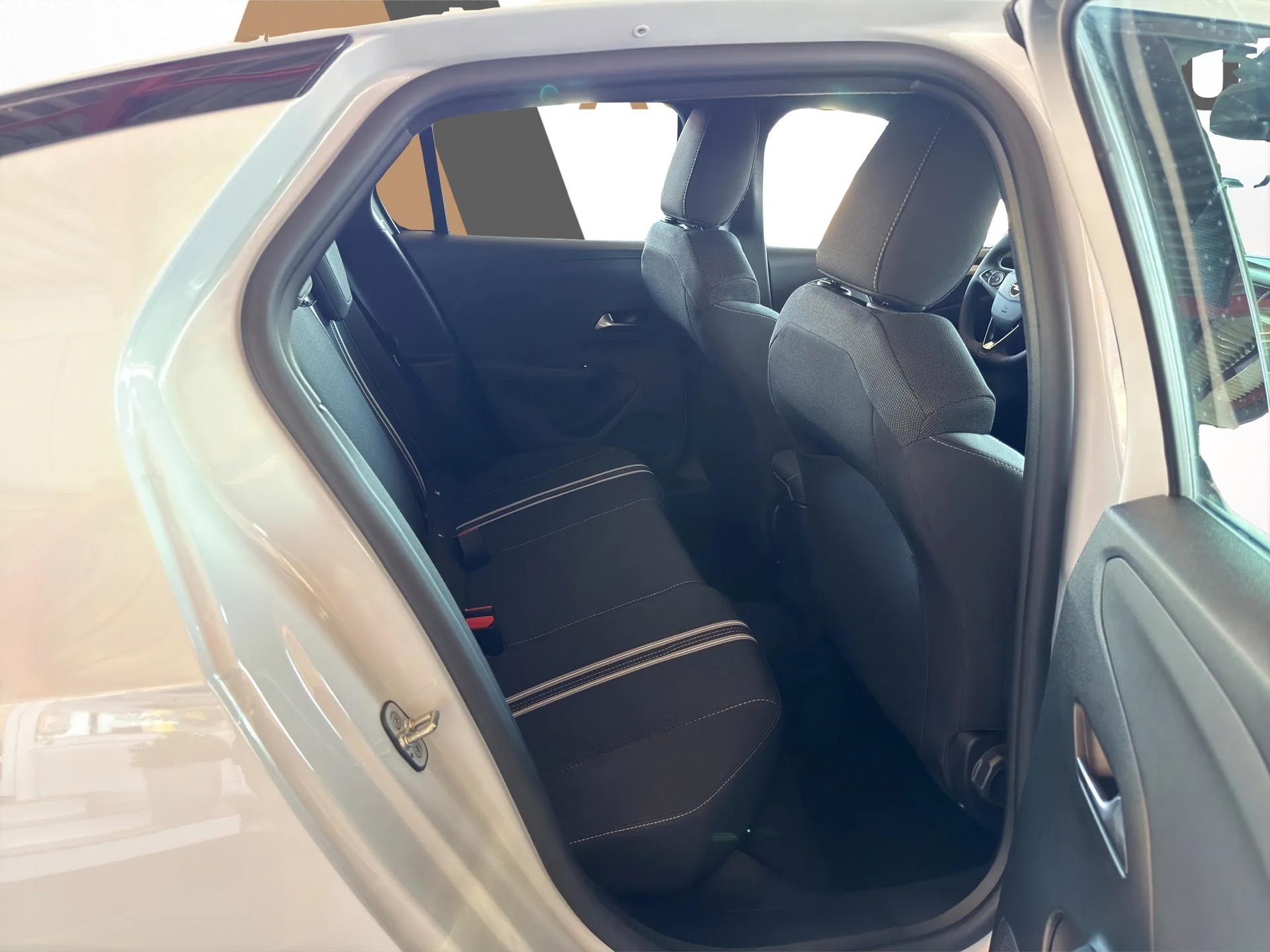 OPEL Corsa 1.2 T GS-image-14