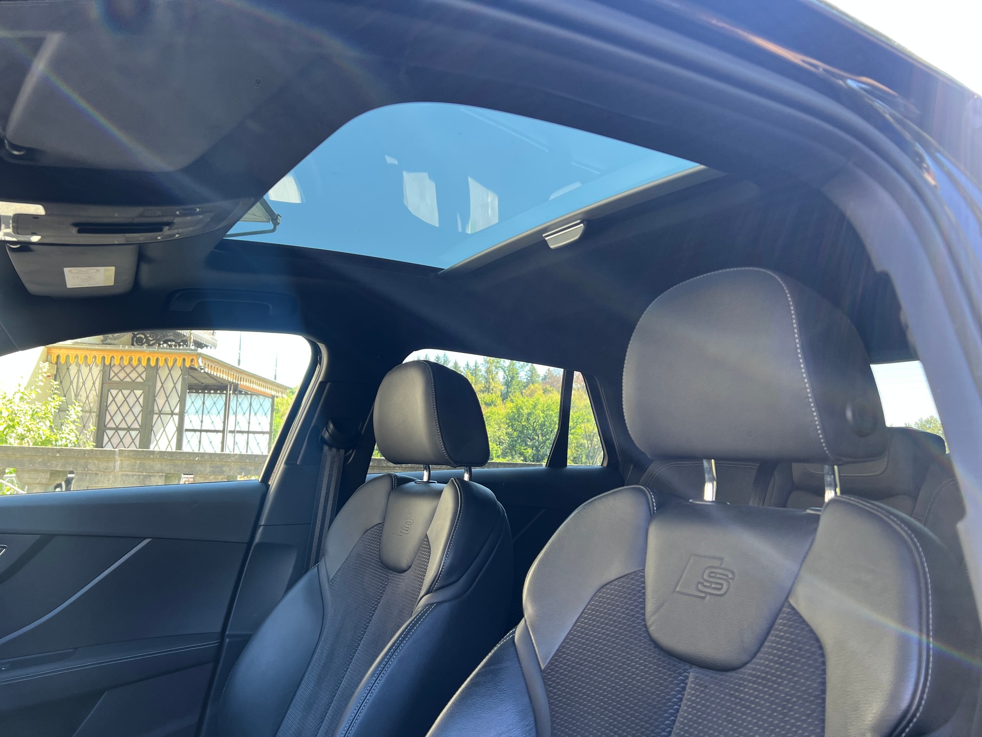 AUDI SQ2 TFSI quattro S-tronic-image-9