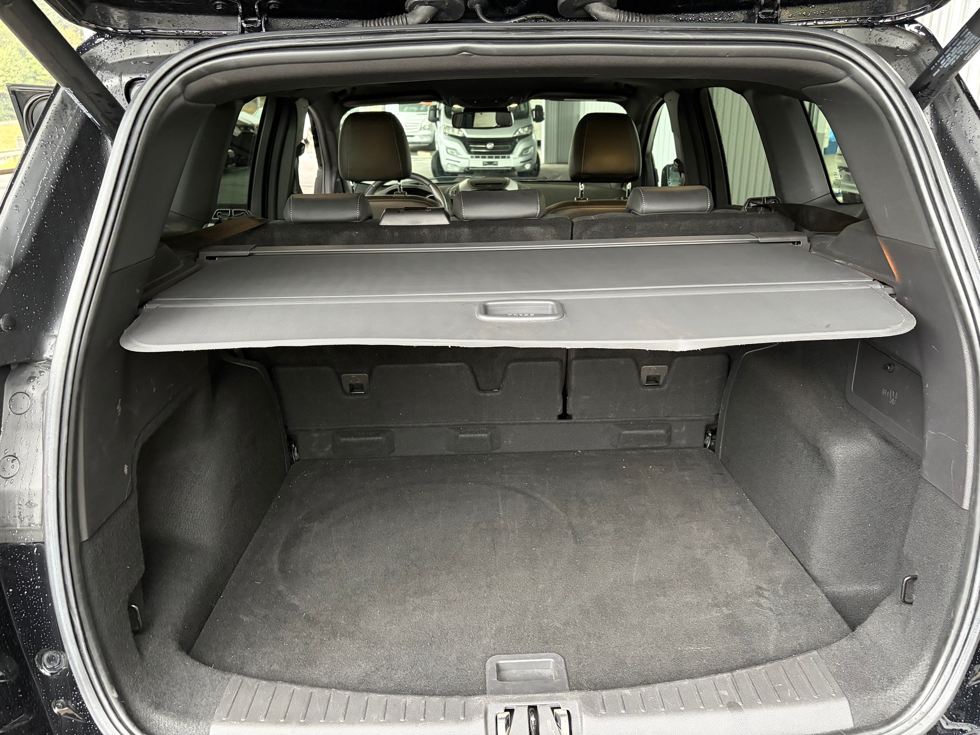 FORD Kuga 2.0 TDCi ST Line 4WD PowerShift-image-10