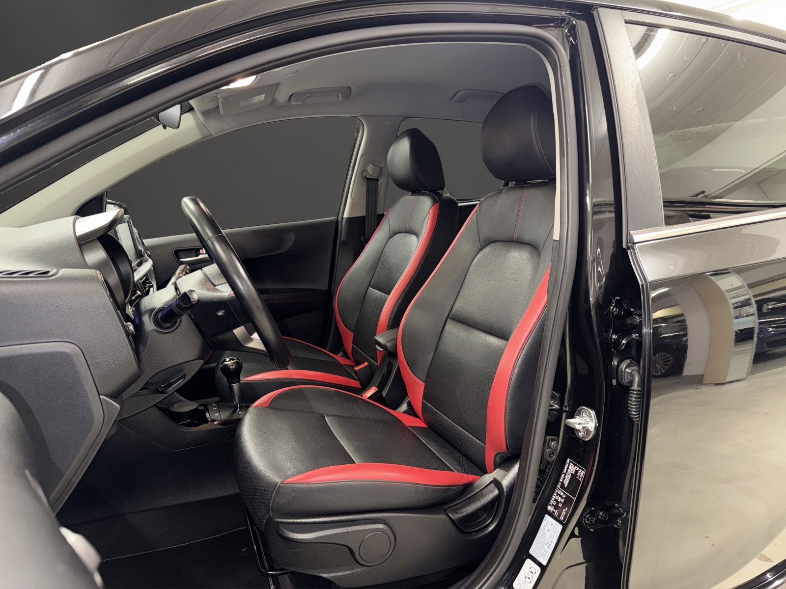 KIA Picanto 1.2 CVVT GT-Line Automatic-image-6