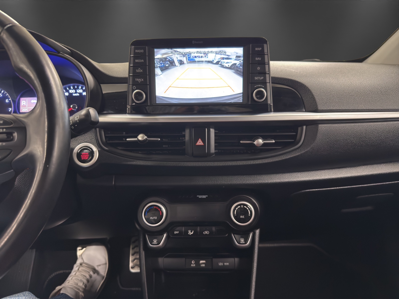 KIA Picanto 1.2 CVVT GT-Line Automatic-image-12