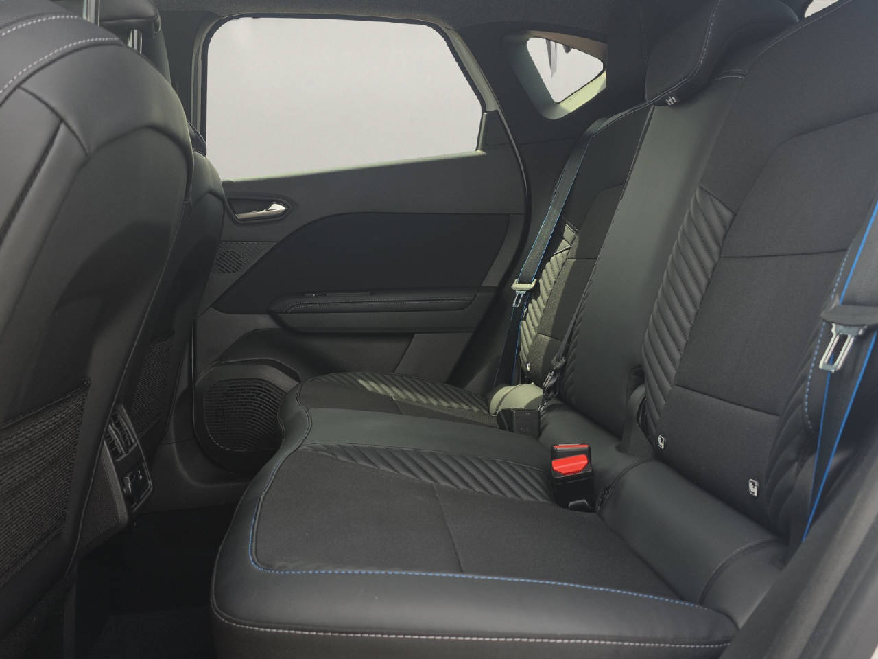 RENAULT Captur 1.3 TCe 160 esprit Alpine EDC-image-10