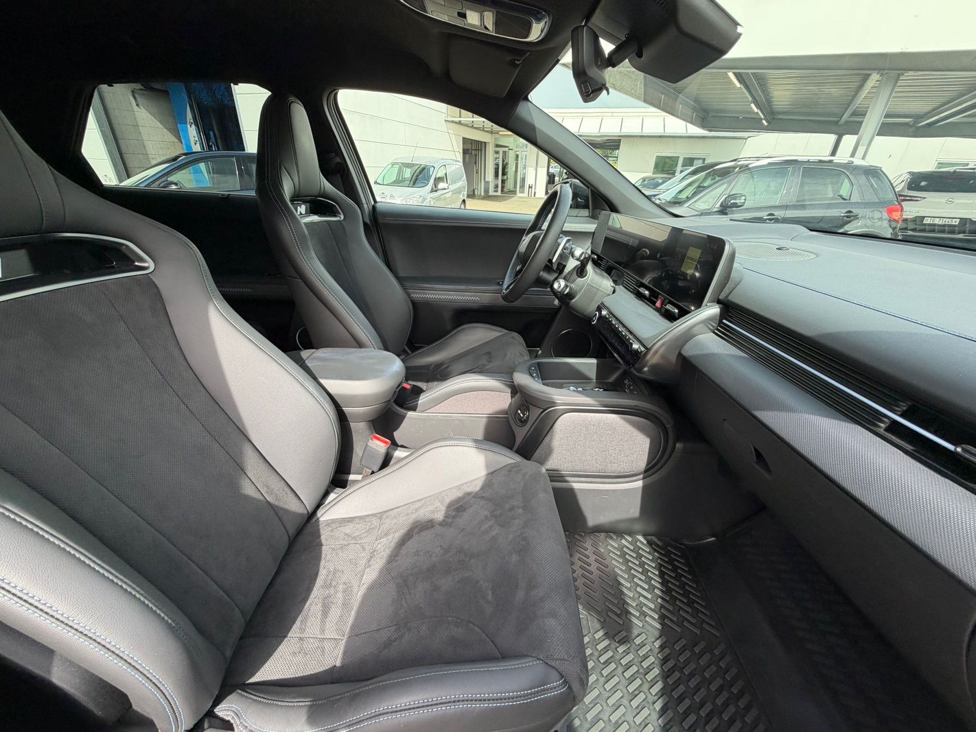 HYUNDAI Ioniq 5 N 84kWh 4WD-image-13