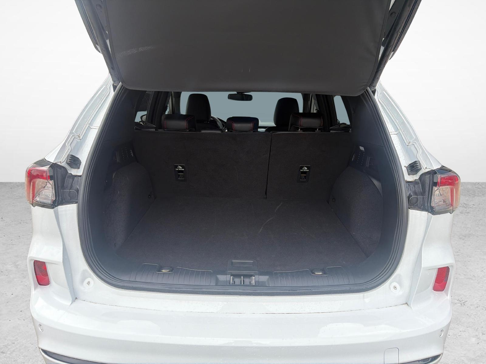 FORD Kuga 2.5 Plug-in Hybrid ST-Line X-image-18