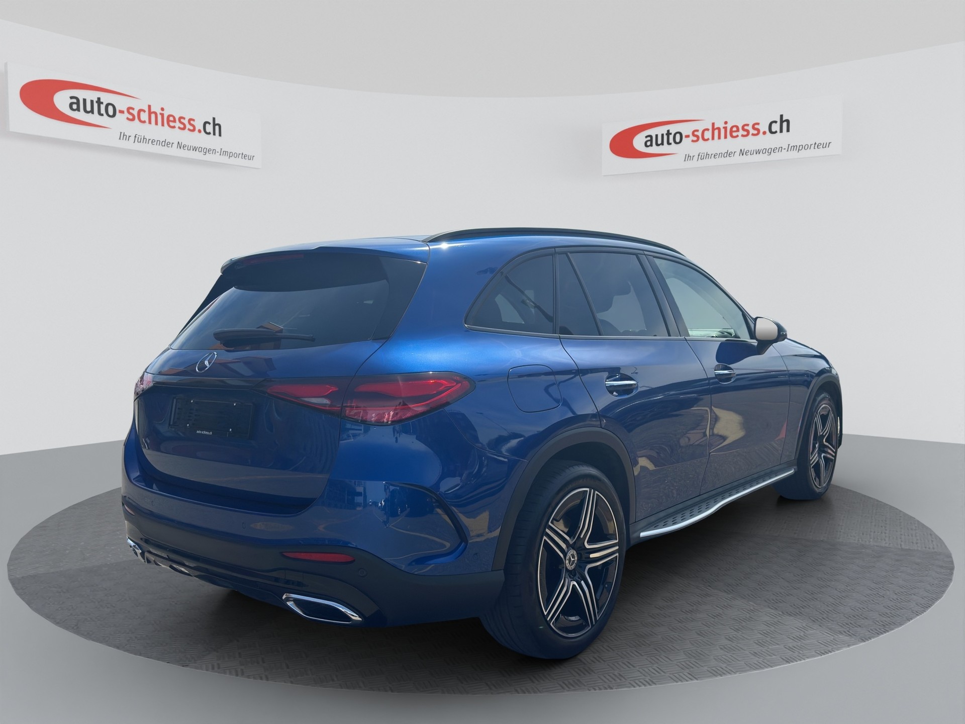 MERCEDES-BENZ GLC 220 d 4Matic 9G-Tronic AMG Line Night-image-3