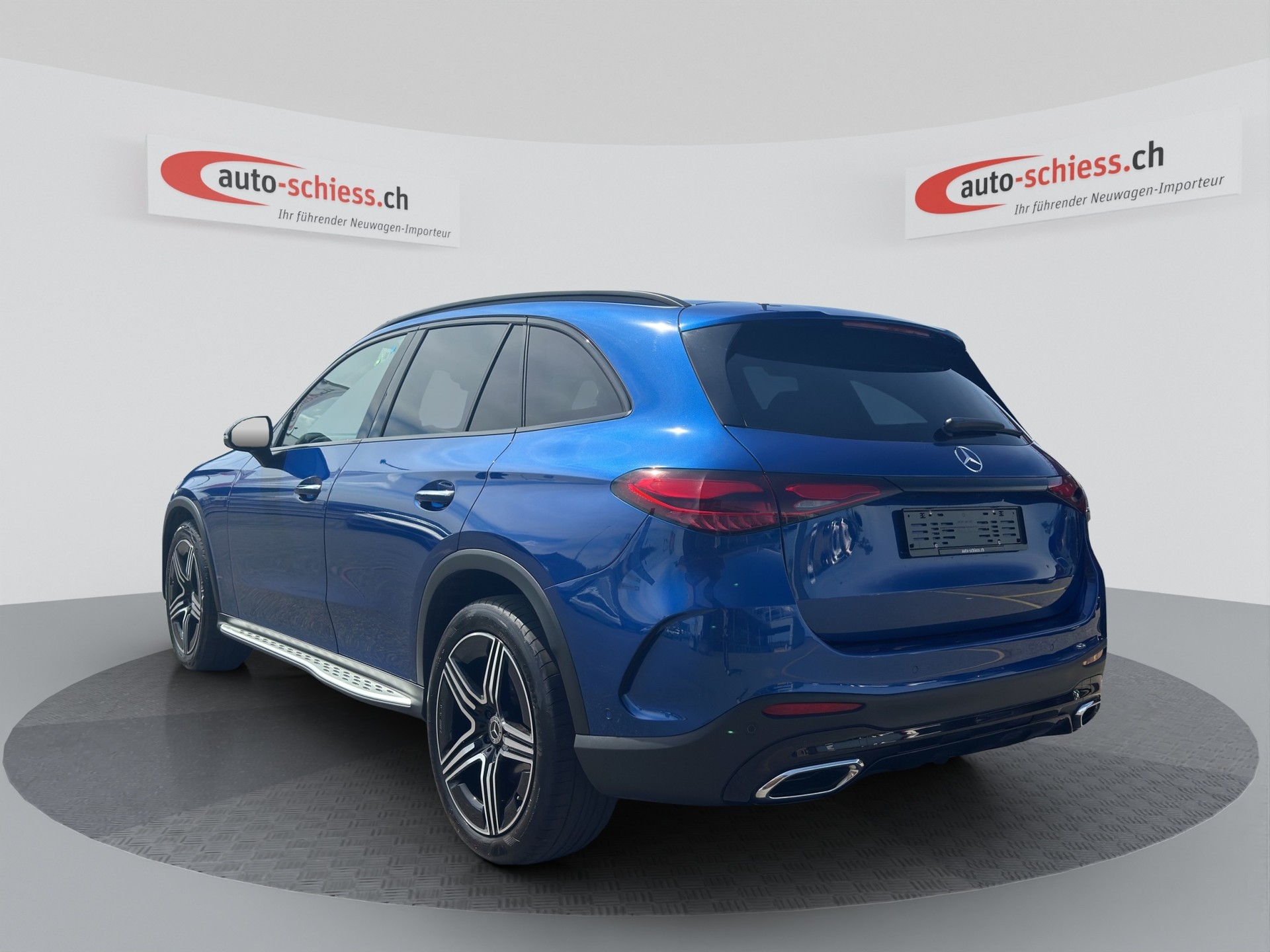 MERCEDES-BENZ GLC 220 d 4Matic AMG Line Night 9G-Tronic-image-7
