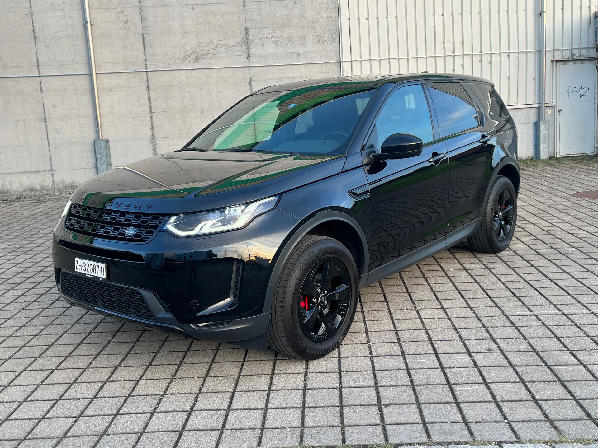 LAND ROVER Discovery Sport R Dyn. D150 2.0D I4 MHEV S AWD AT9-image-0
