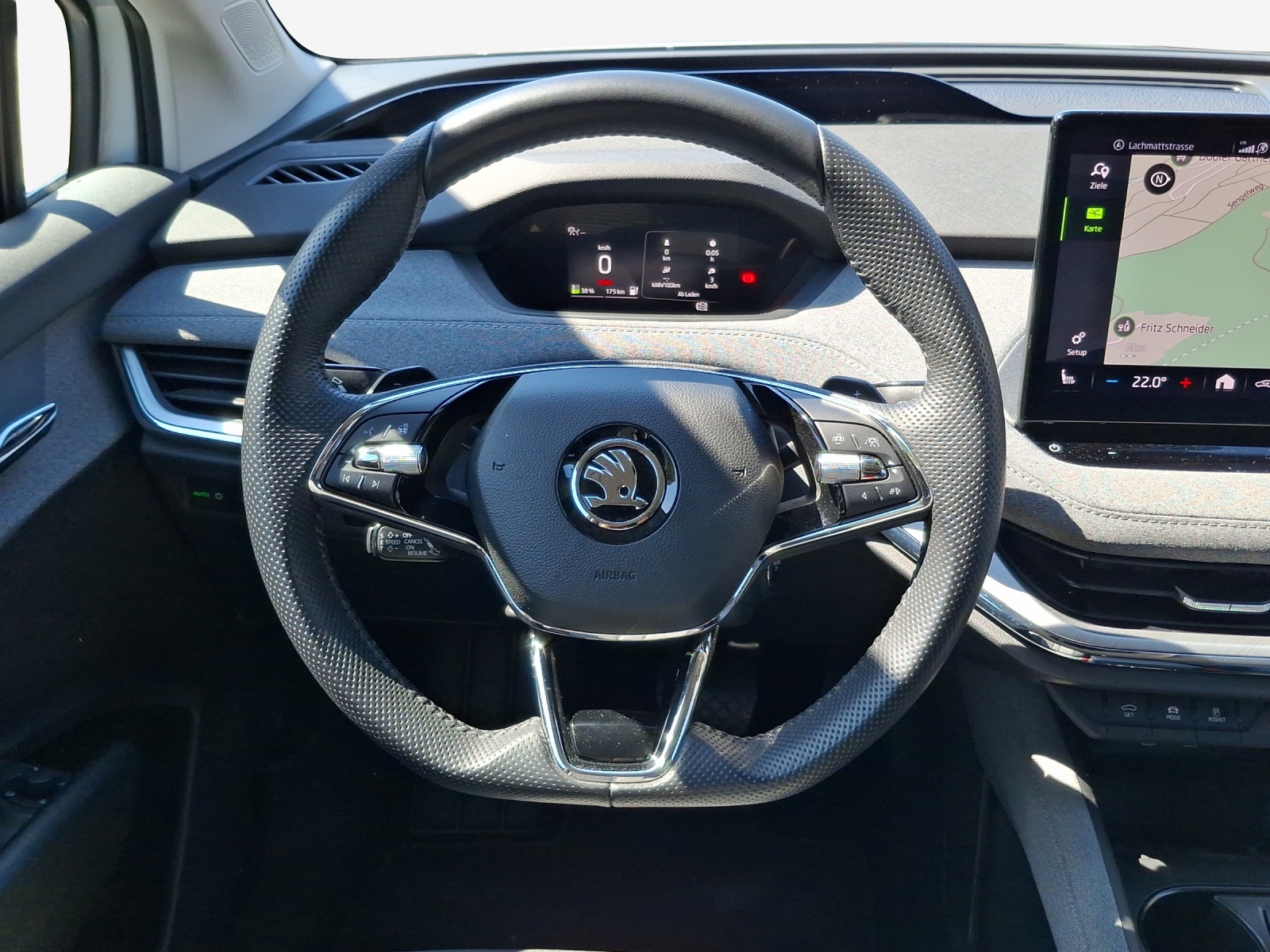 SKODA Enyaq iV 80x-image-9