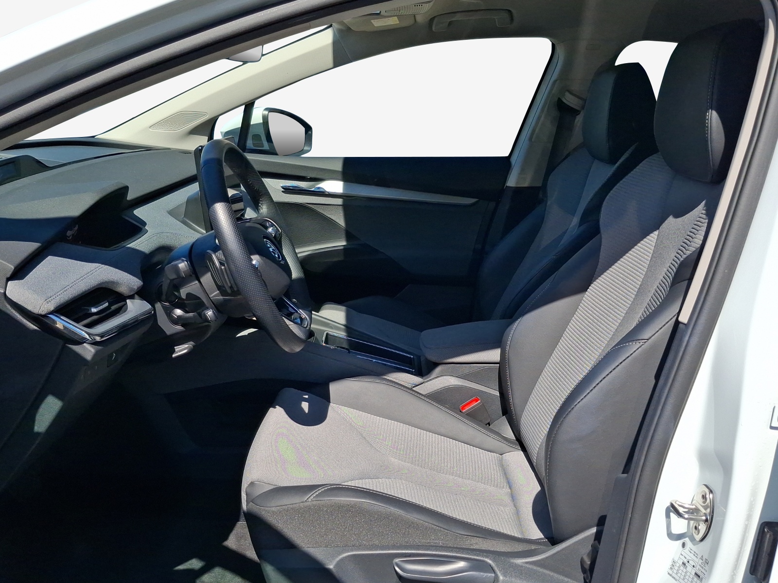 SKODA Enyaq iV 80x-image-7