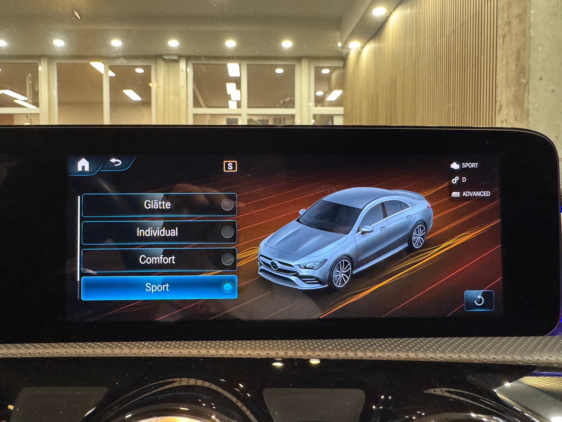 MERCEDES-BENZ CLA 35 AMG 4Matic 7G-DCT-image-17