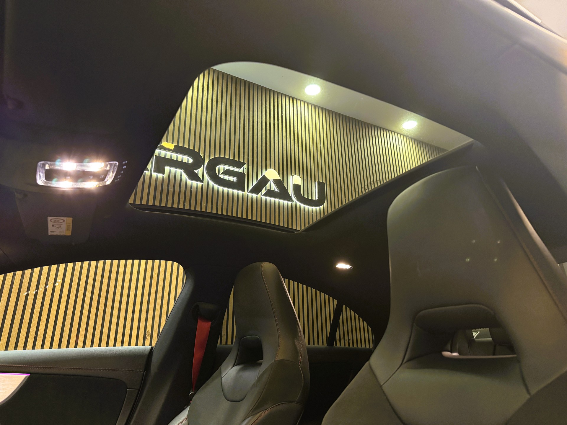 MERCEDES-BENZ CLA 35 AMG 4Matic 7G-DCT-image-10