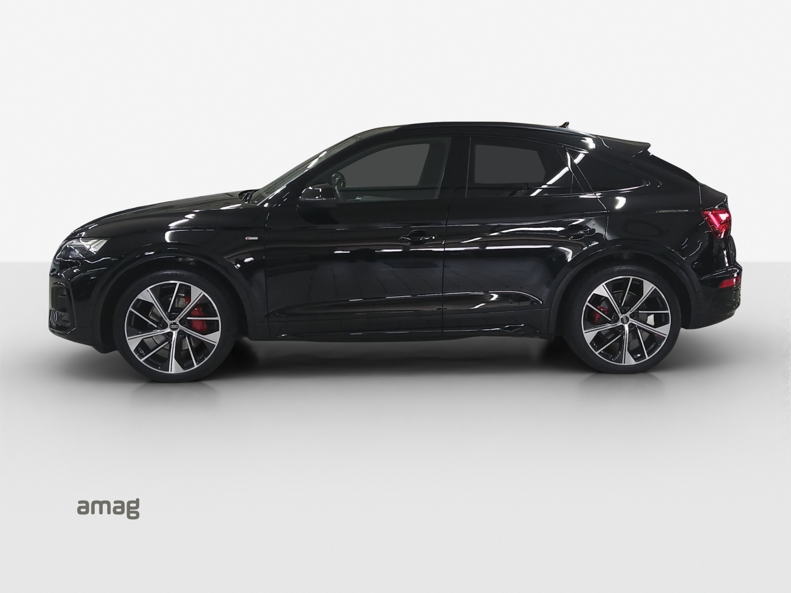 AUDI Q5 Sportback 40 TDI Blackedition quattro S-tronic-image-1