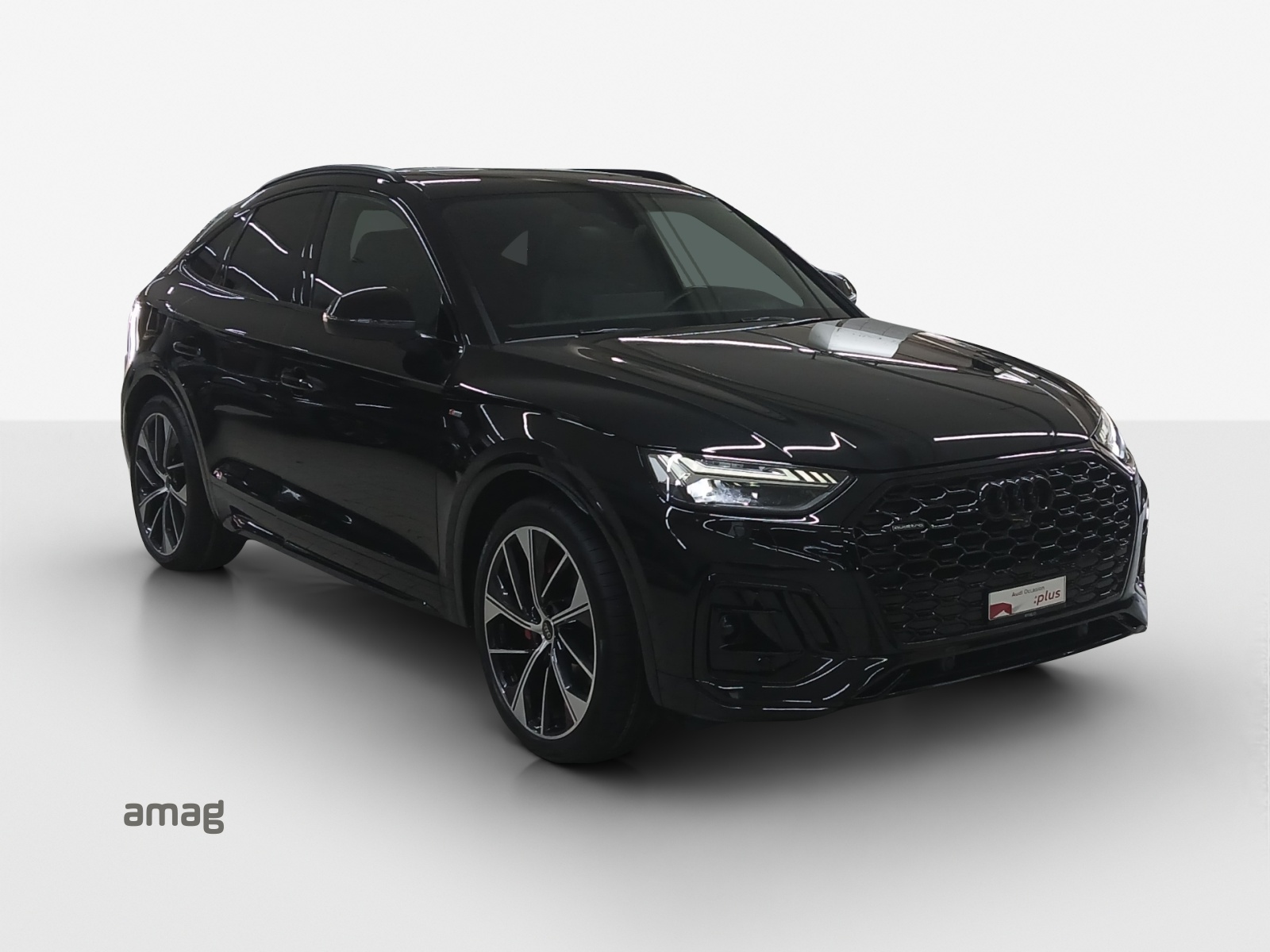 AUDI Q5 Sportback 40 TDI Blackedition quattro S-tronic-image-5