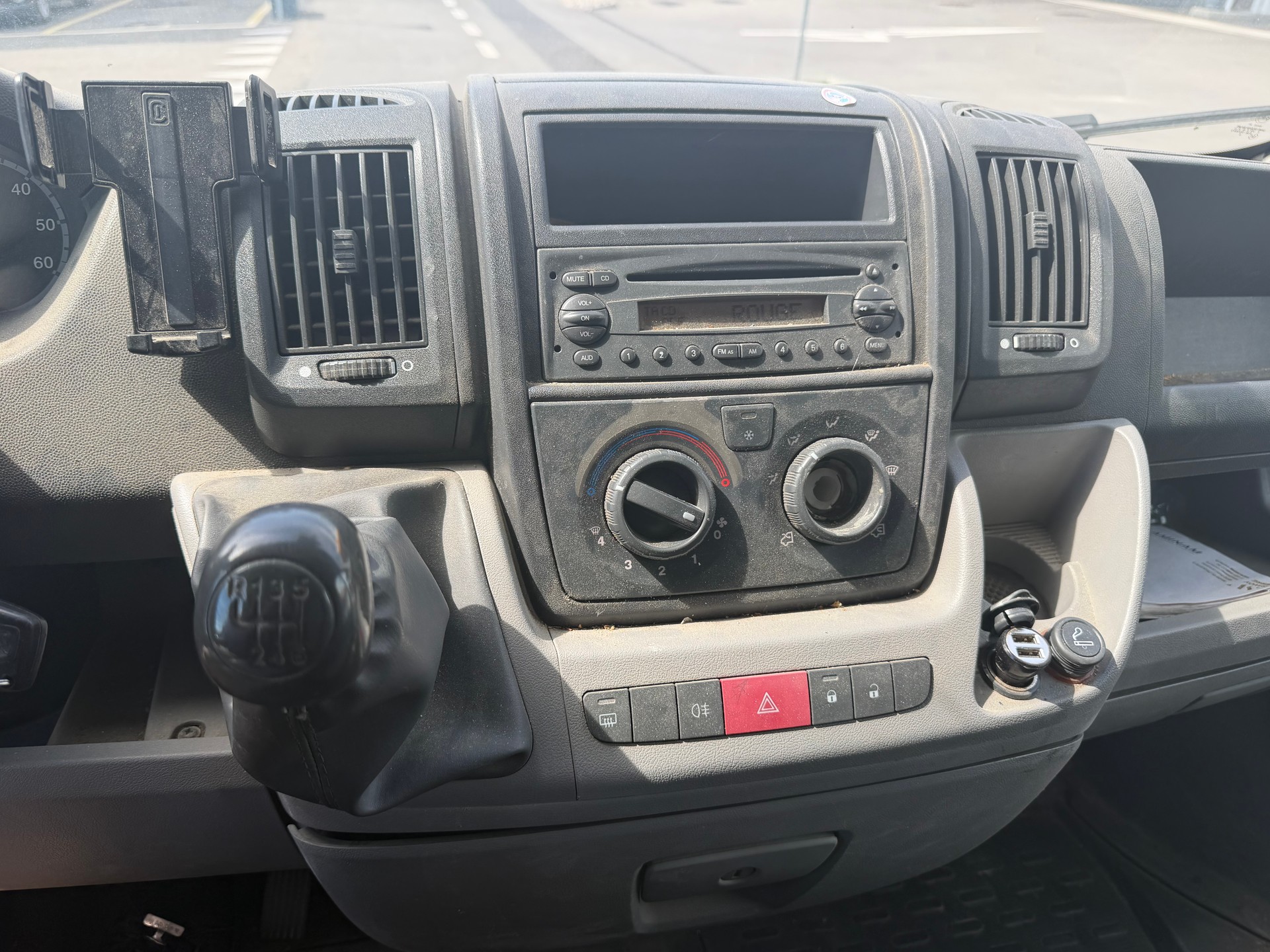 FIAT Ducato 15 2.3 JTD-image-8