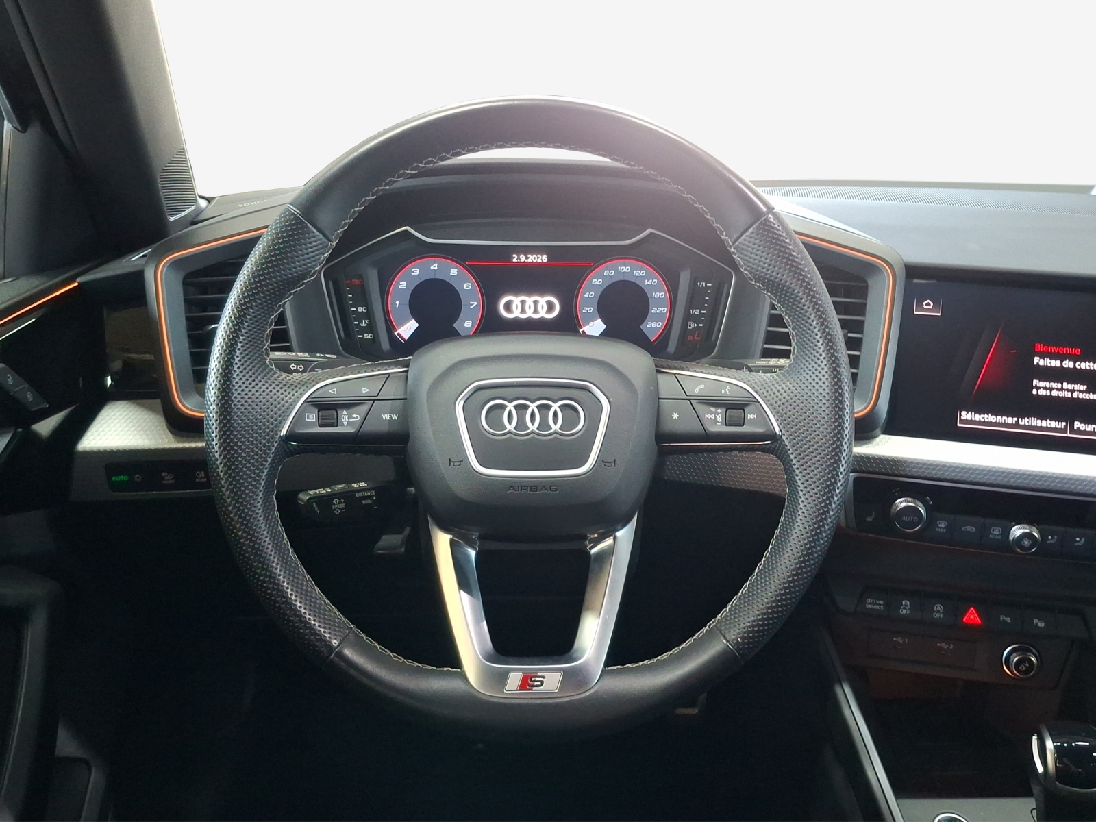 AUDI A1 Sportback 30 TFSI S Line Attraction S-tronic-image-9
