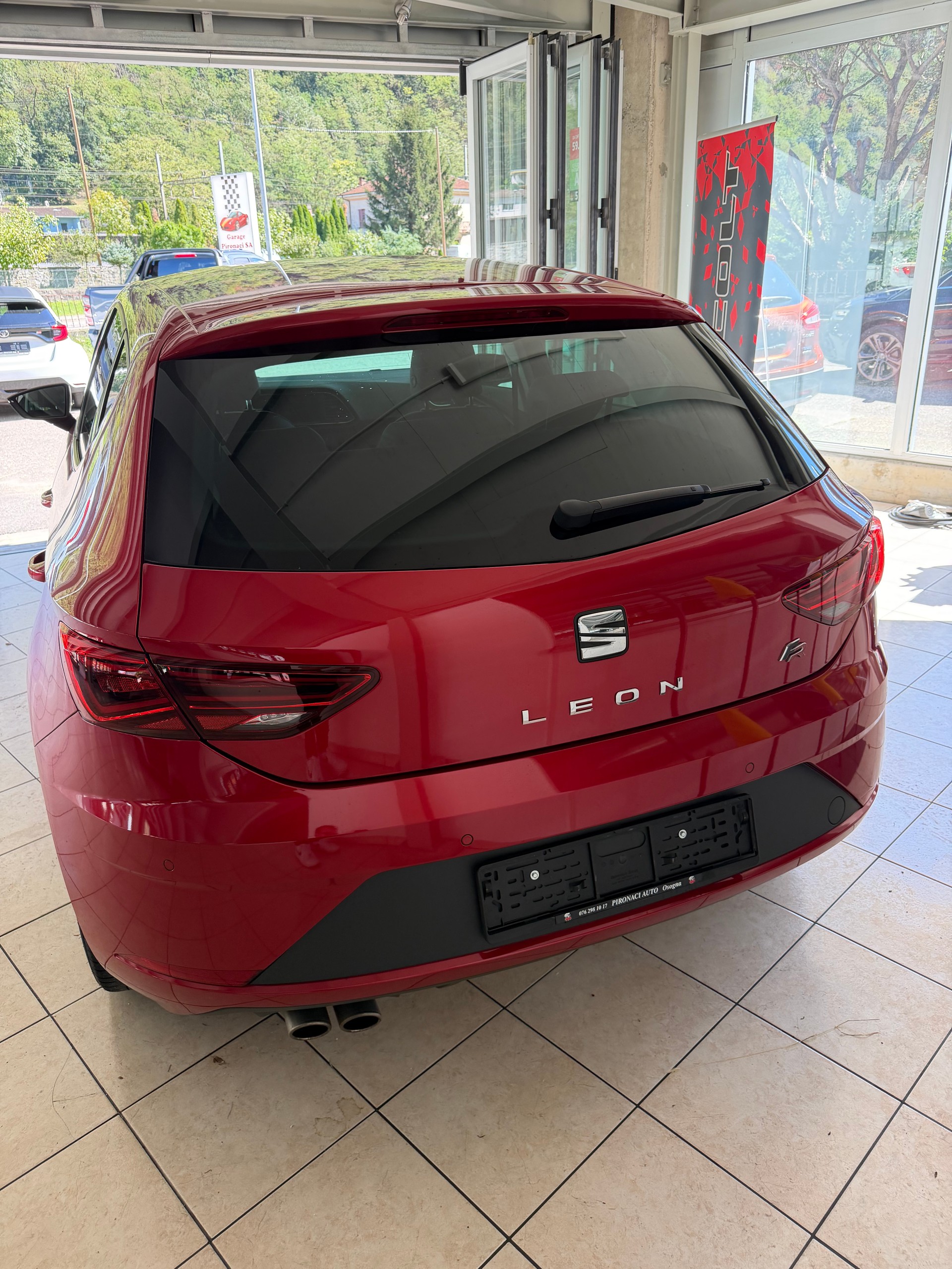 SEAT Leon 1.4 TSI ACT FR-image-5