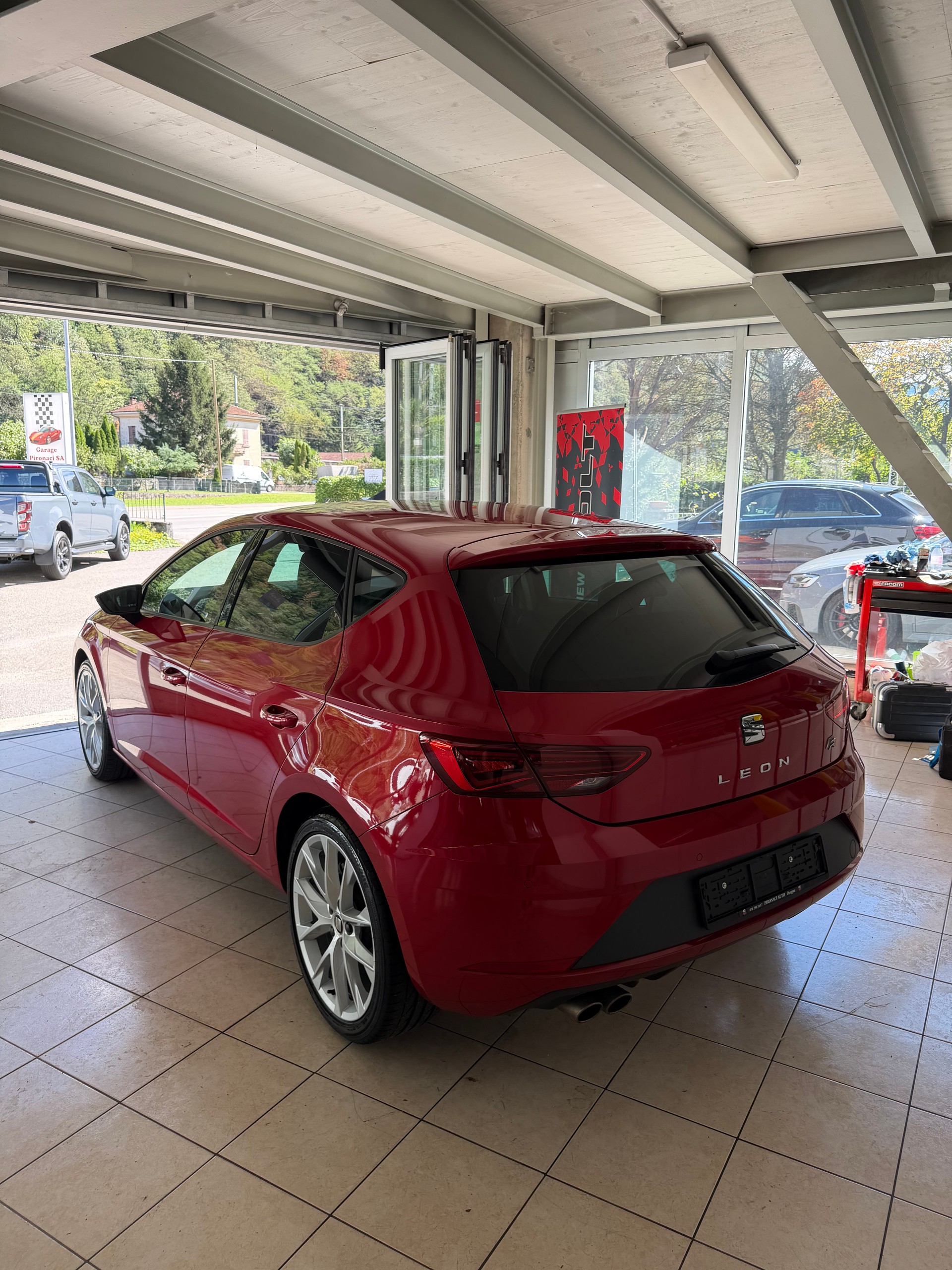 SEAT Leon 1.4 TSI ACT FR-image-4