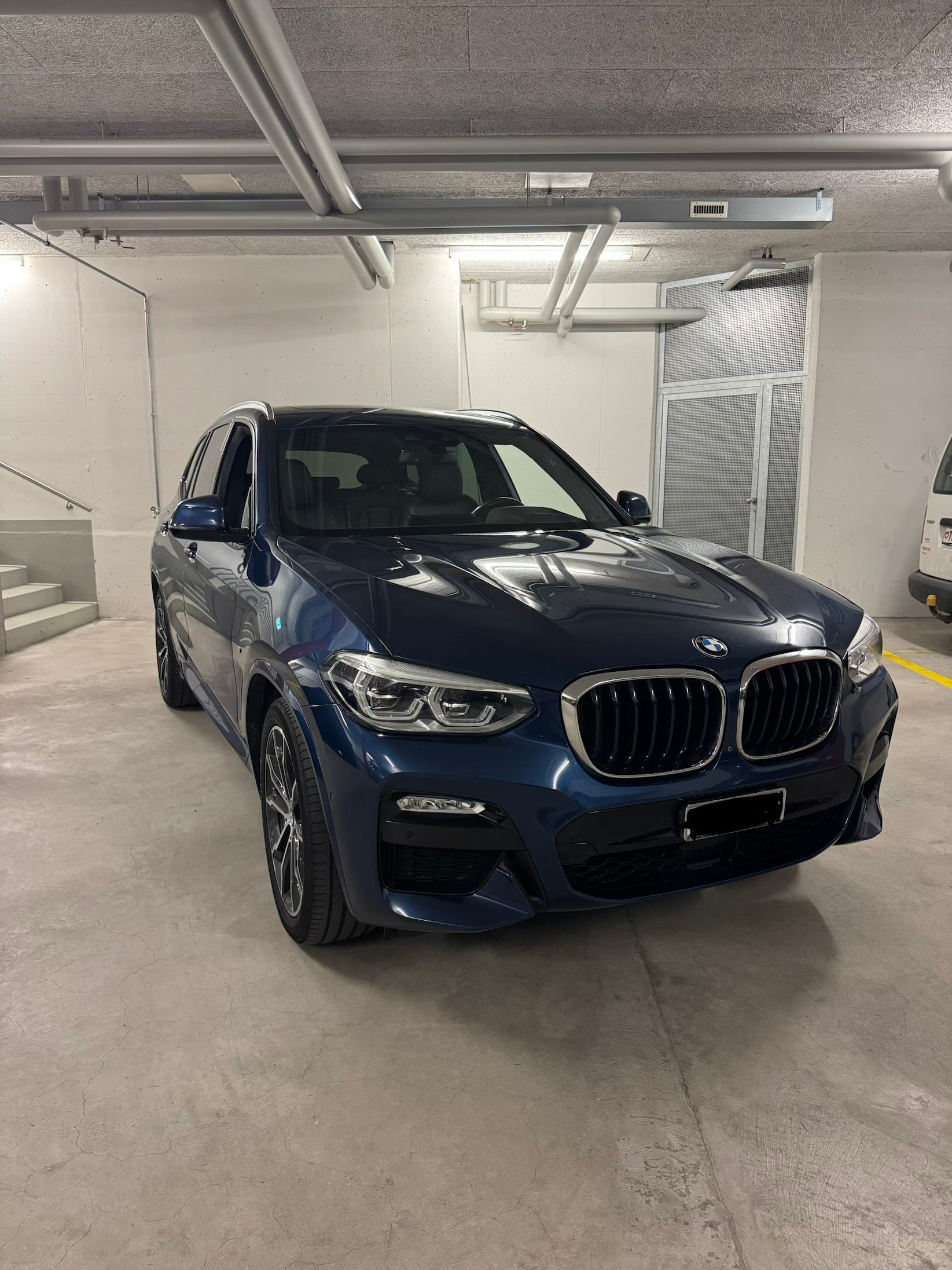BMW 20d xDrive-image-0
