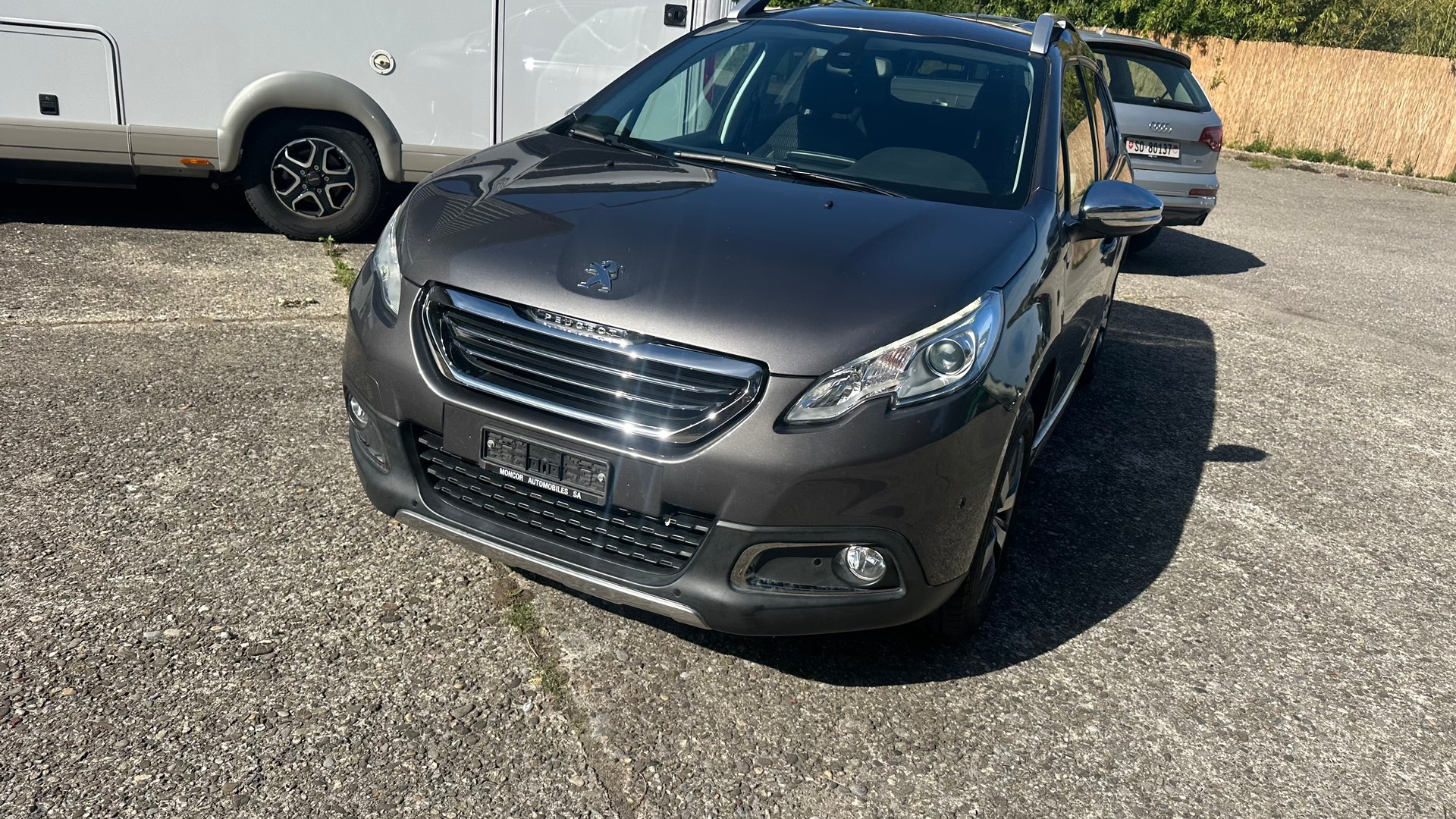 PEUGEOT 2008 1.2 PureTech Allure-image-1