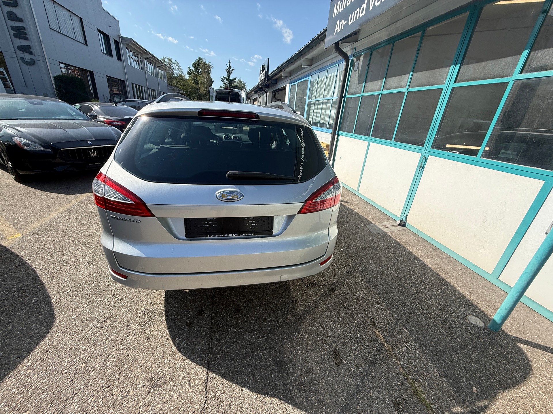 FORD Mondeo 2.3i 16V Carving Automatic-image-4