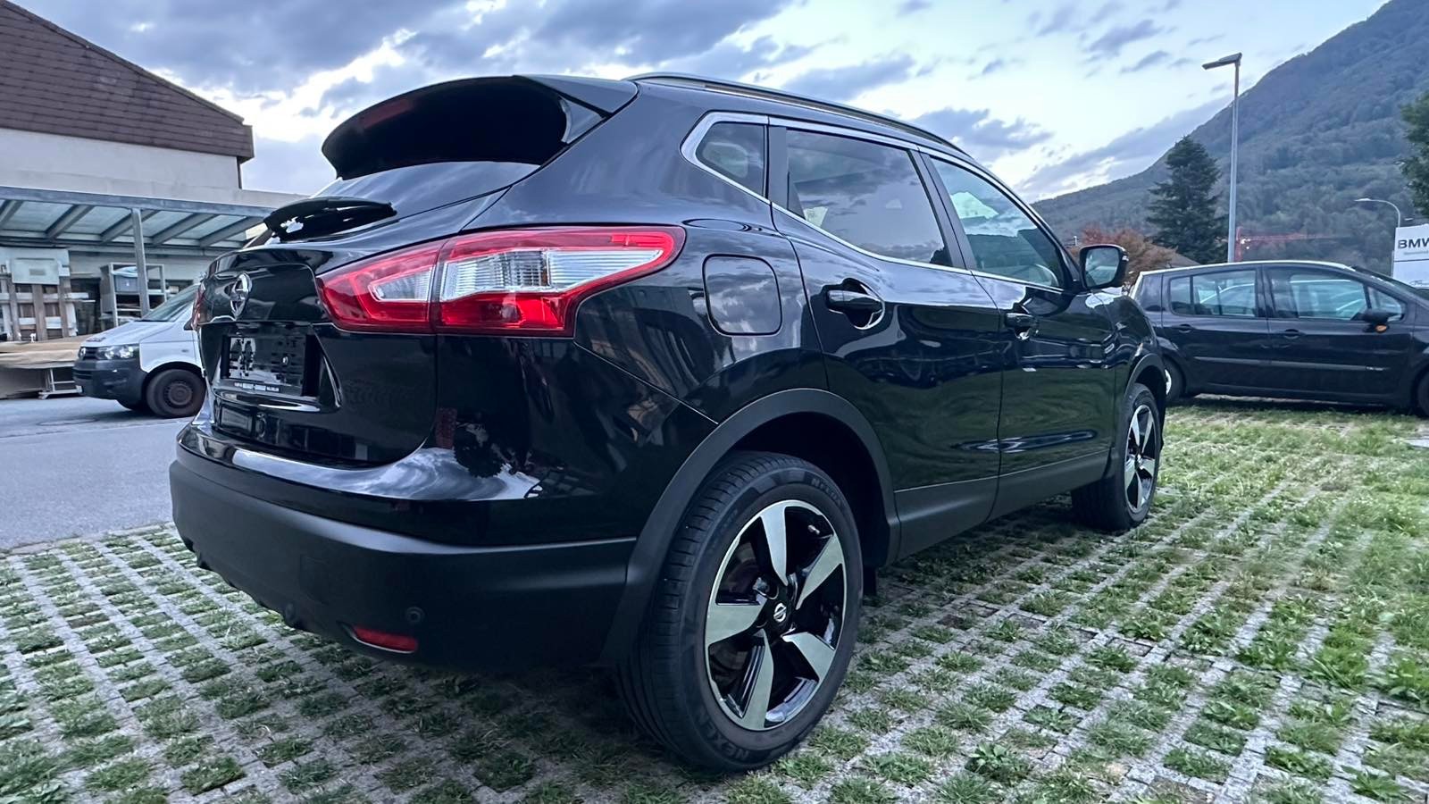 NISSAN Qashqai 1.6 dCi tekna Xtronic CVT-showroom-element-3