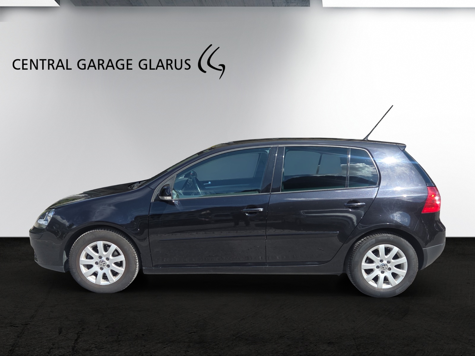 VW Golf 2.0 FSI Comfortline 4Motion-image-3