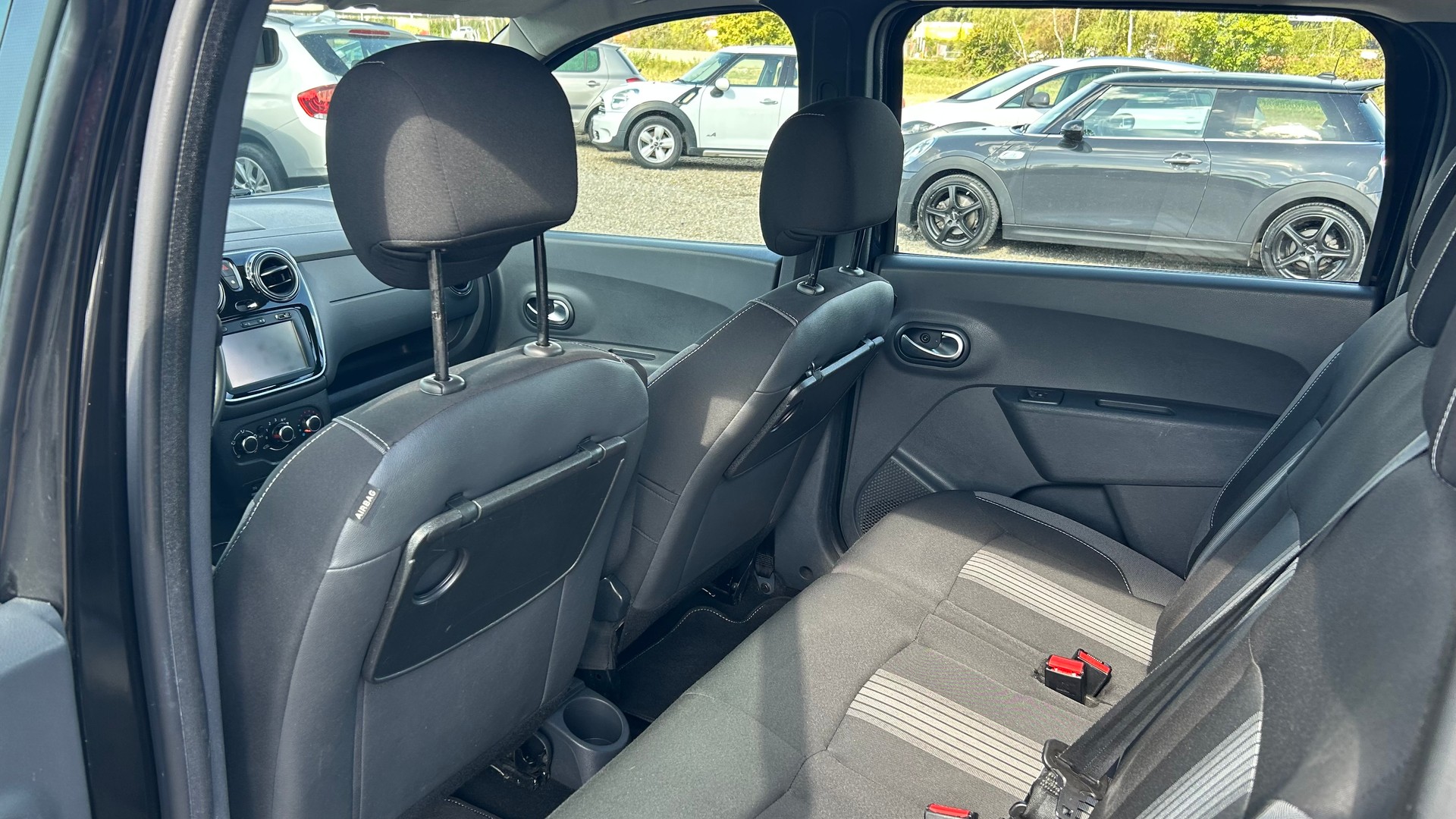 DACIA Lodgy 1.2 T Stepway 7PL-image-23