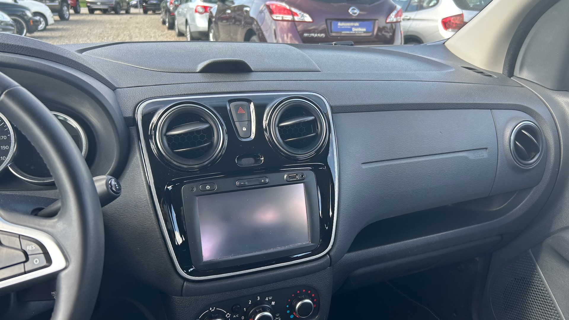 DACIA Lodgy 1.2 T Stepway 7PL-image-3