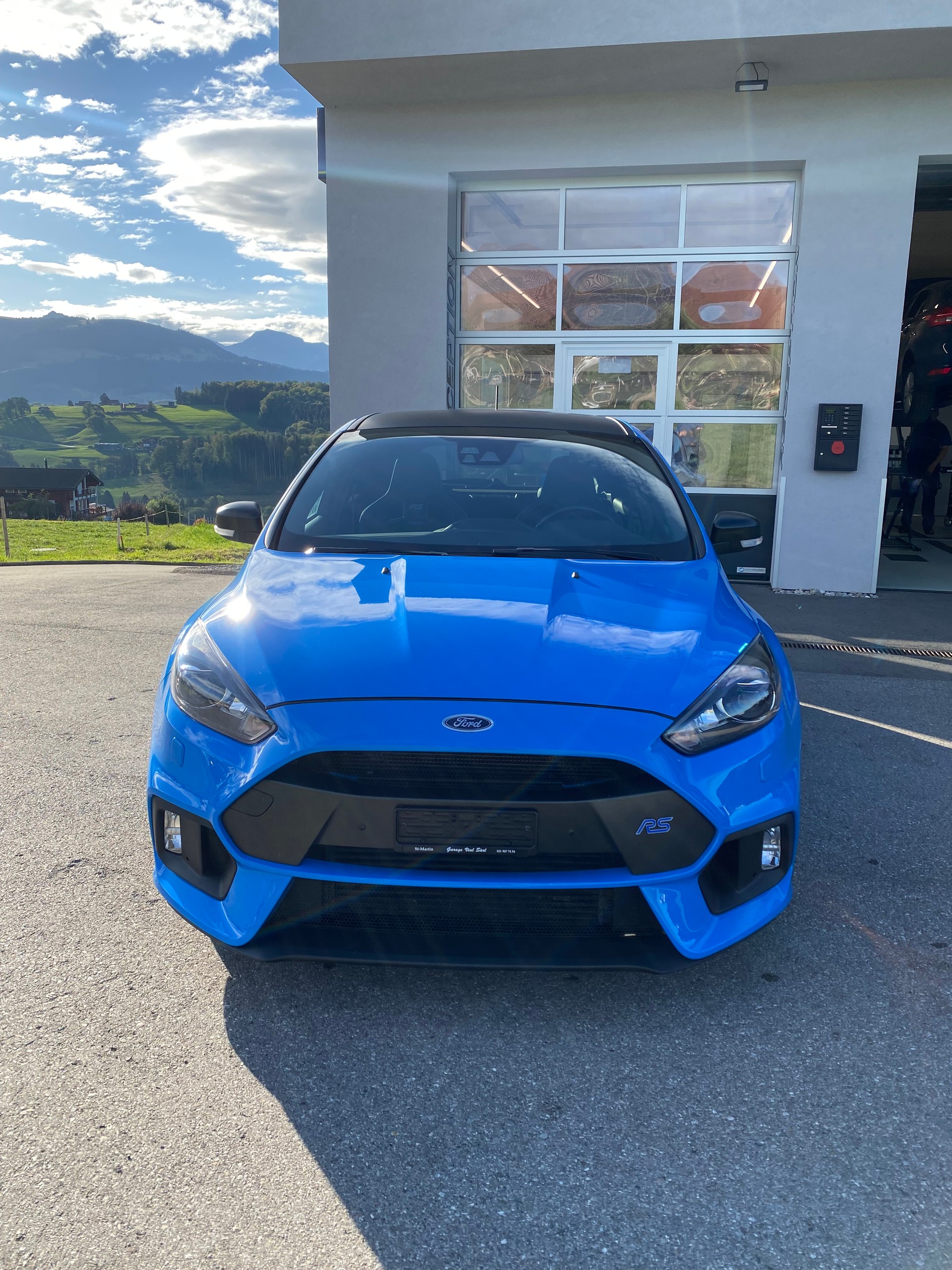 FORD Focus 2.3 EcoBoost RS+ AWD-image-1