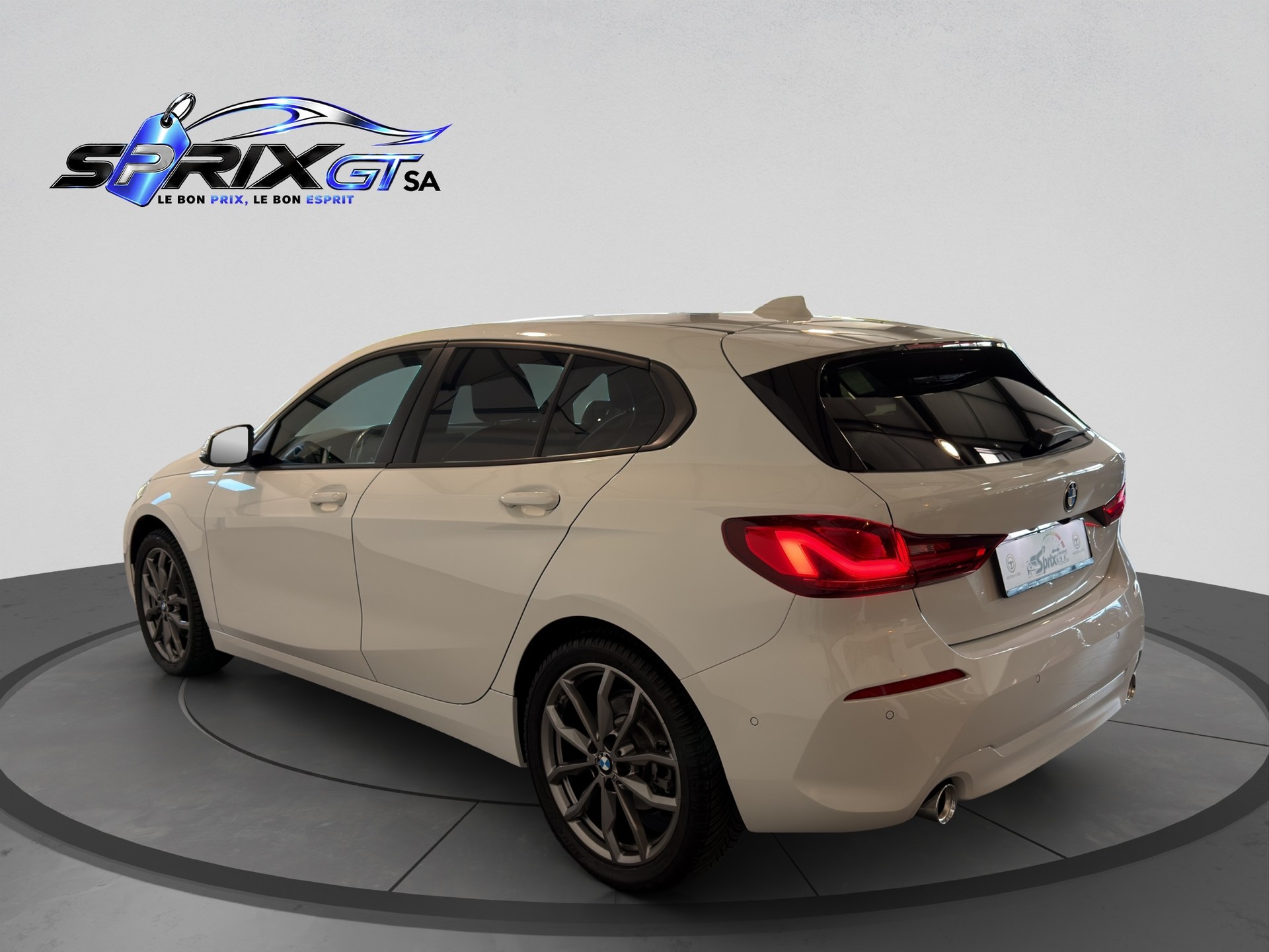 BMW 118d Steptronic-image-4