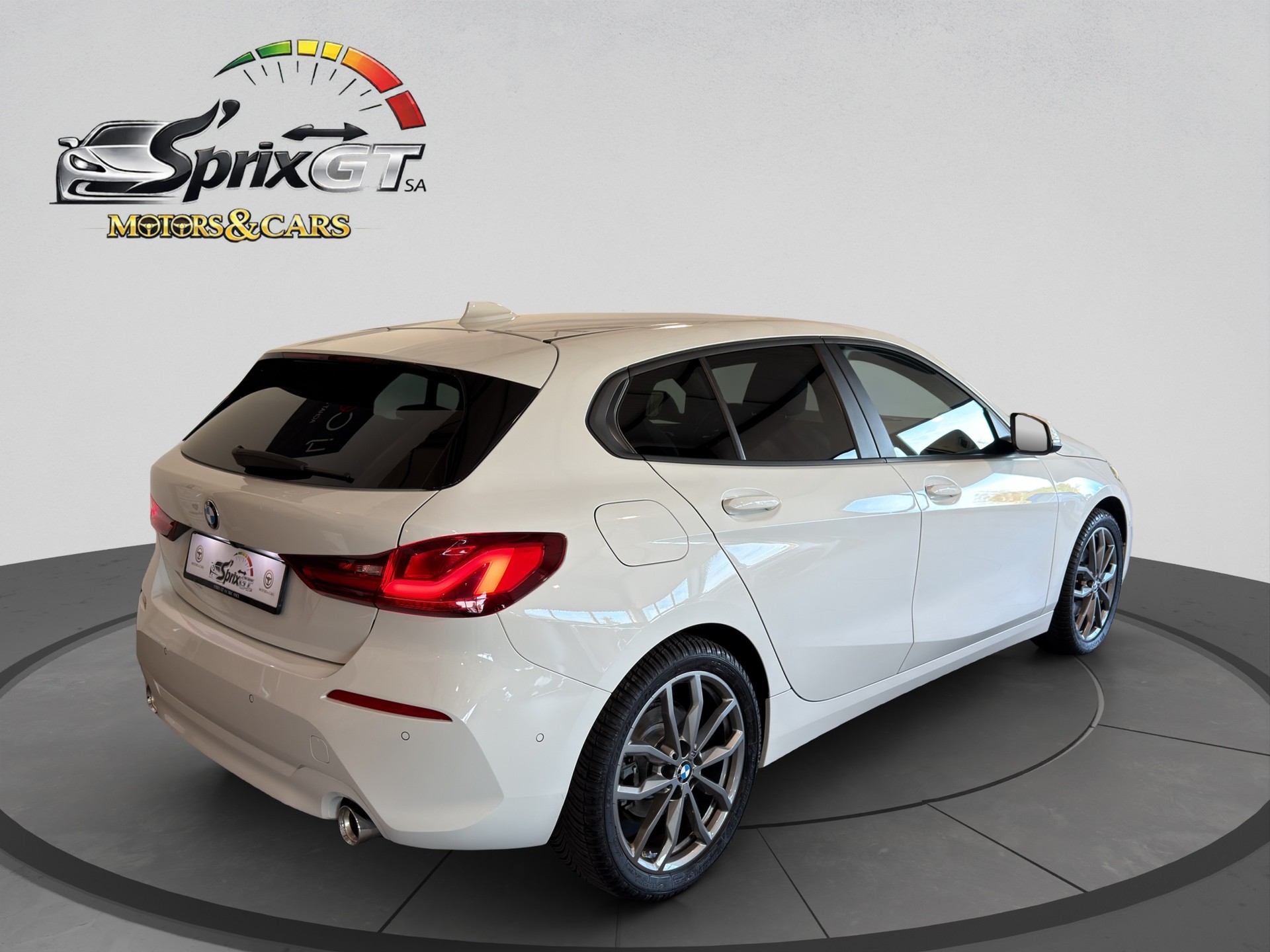 BMW 118d Steptronic-image-5