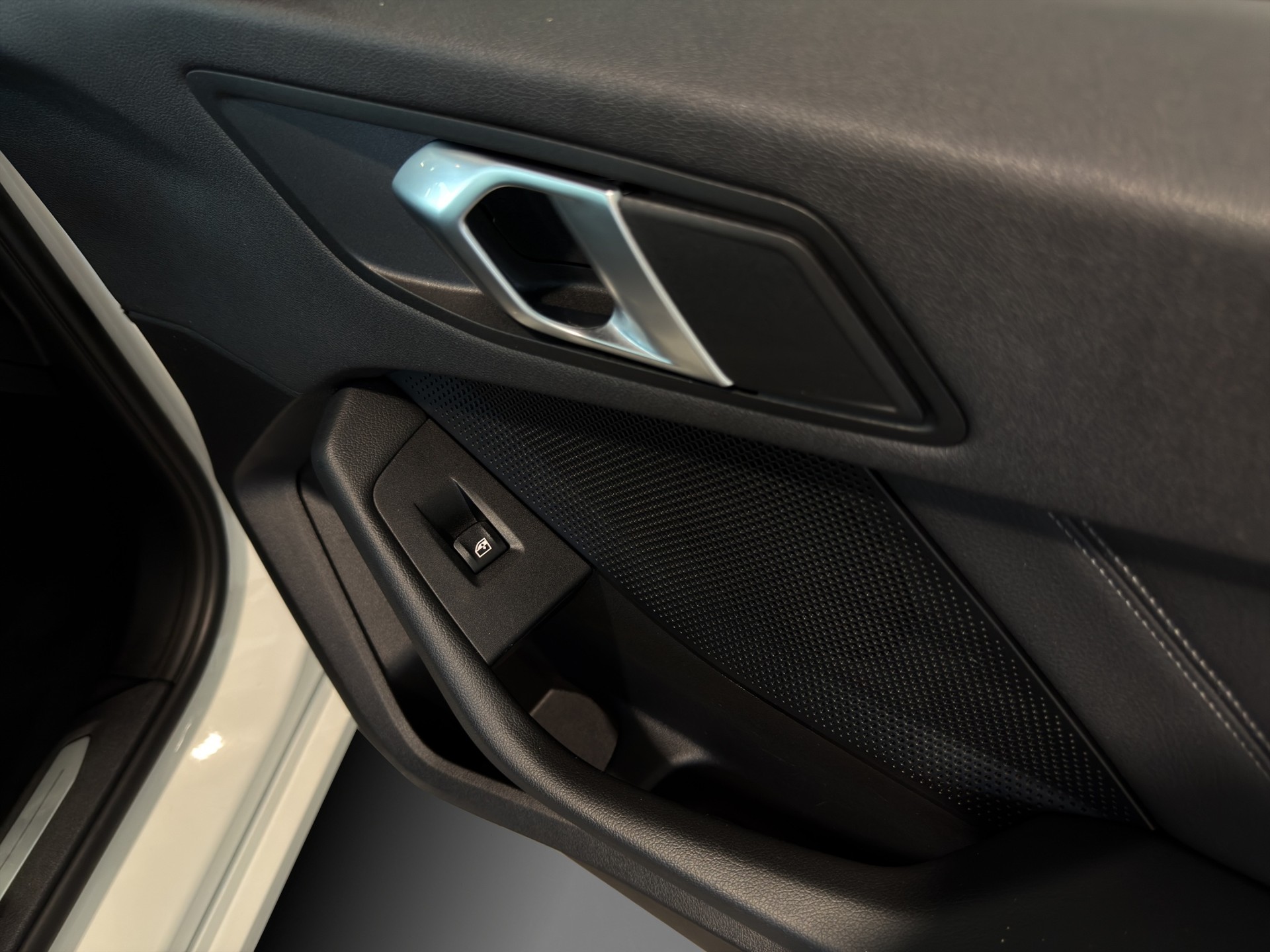 BMW 118d Steptronic-image-24
