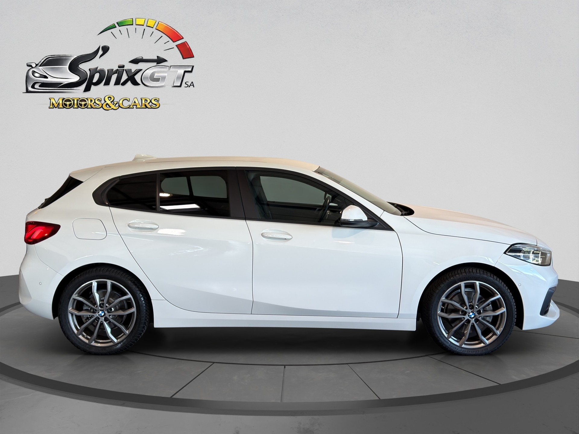BMW 118d Steptronic-image-6