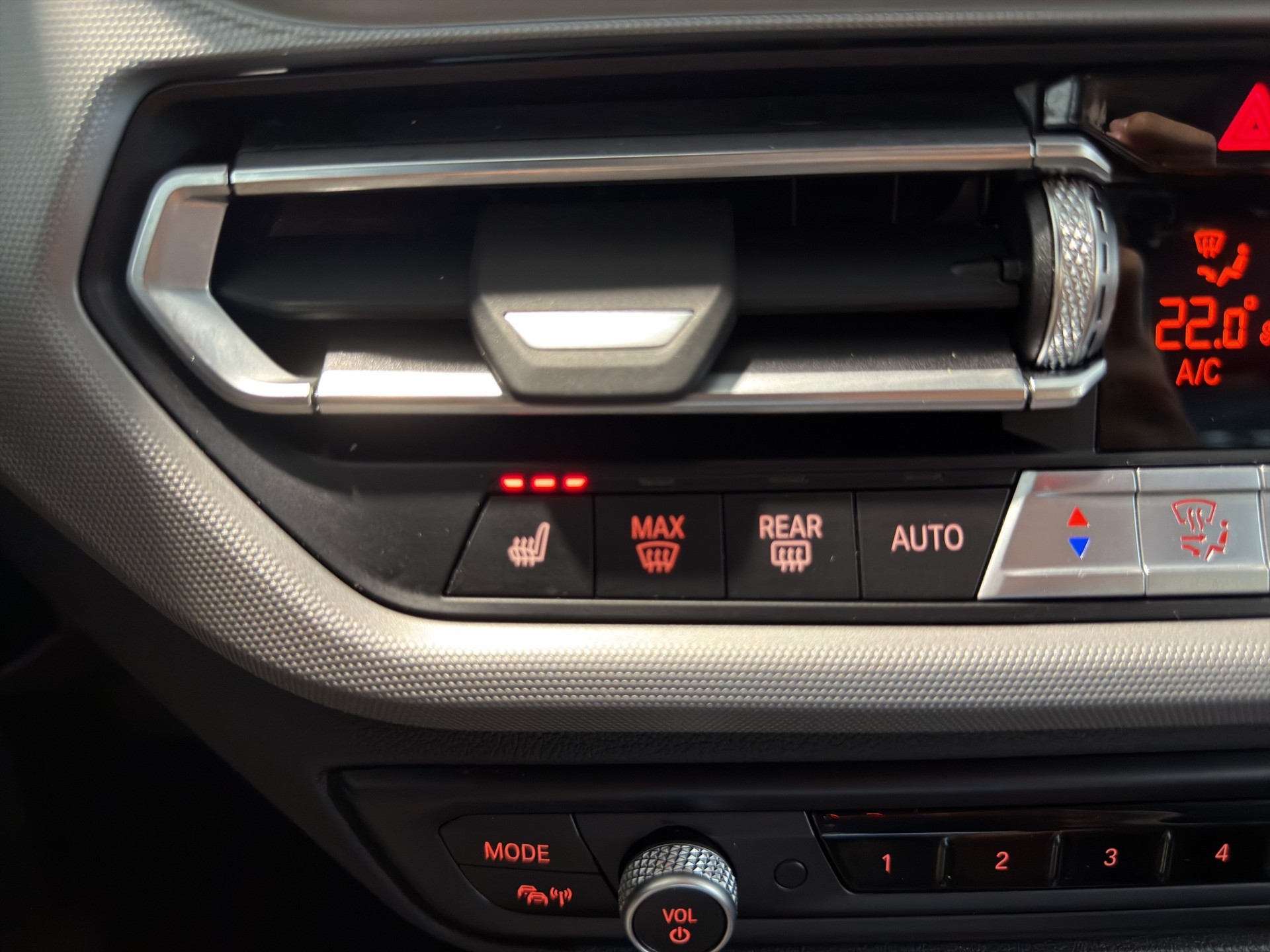 BMW 118d Steptronic-image-27