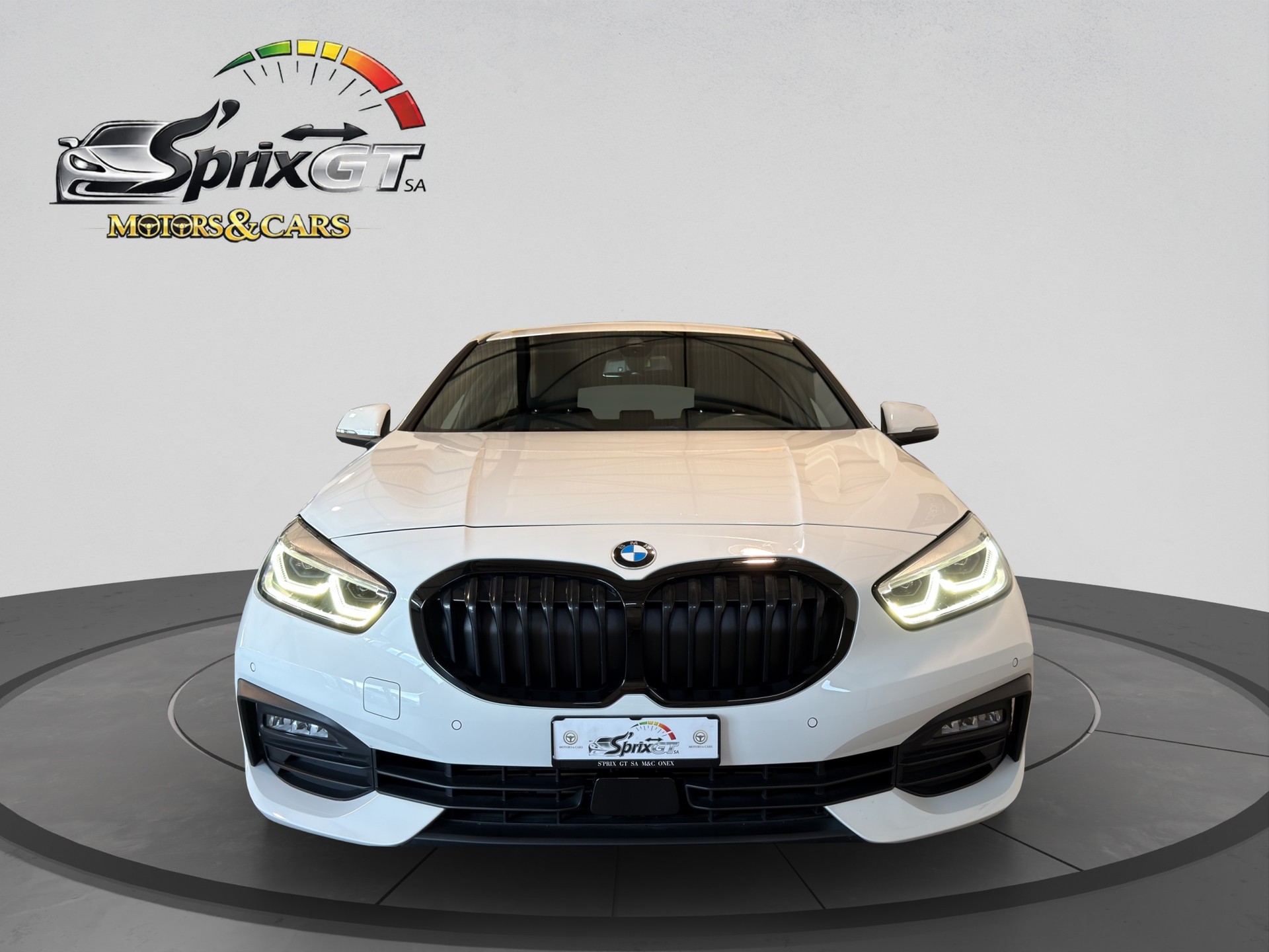 BMW 118d Steptronic-image-1