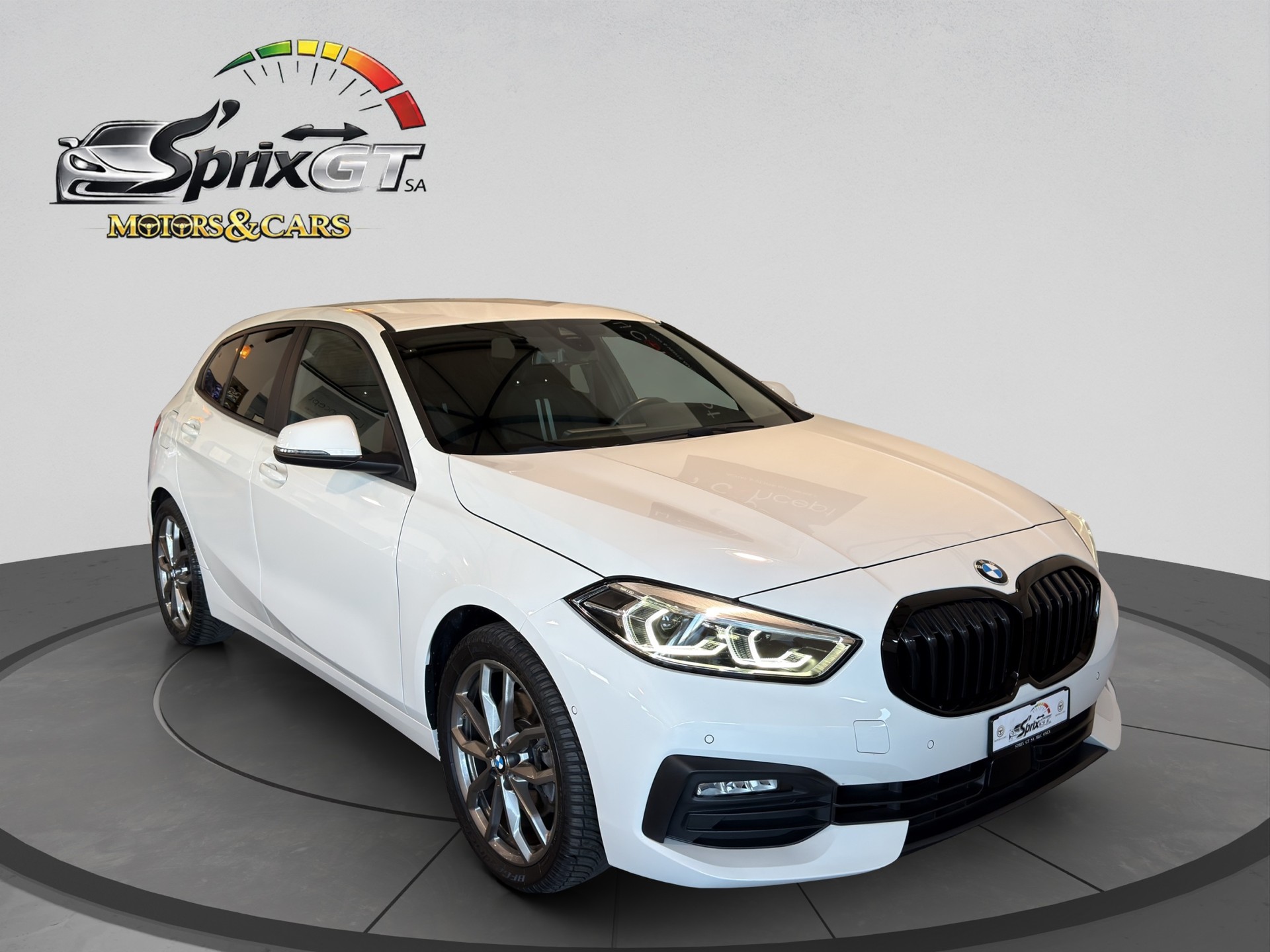 BMW 118d Steptronic-image-7