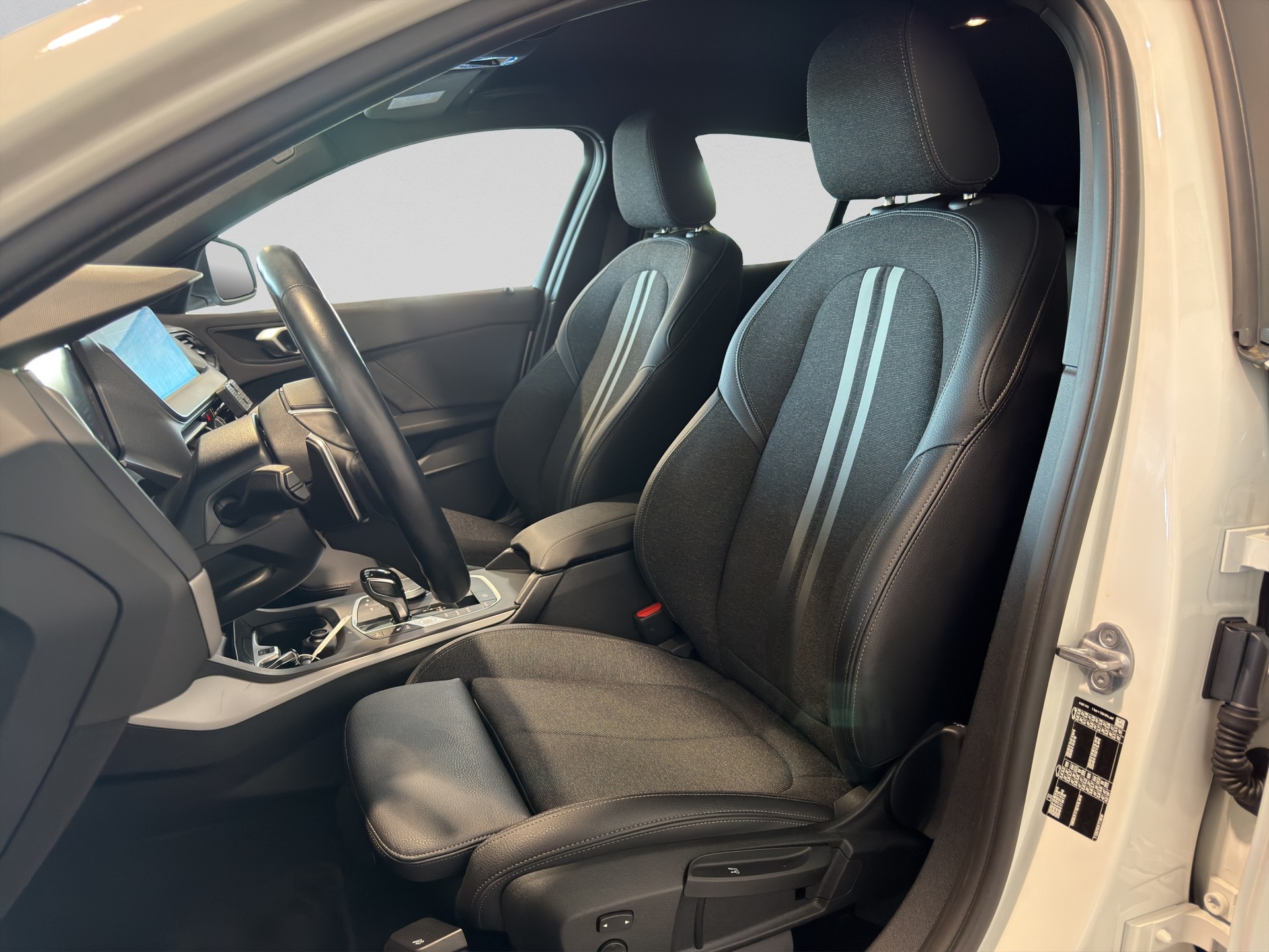 BMW 118d Steptronic-image-9