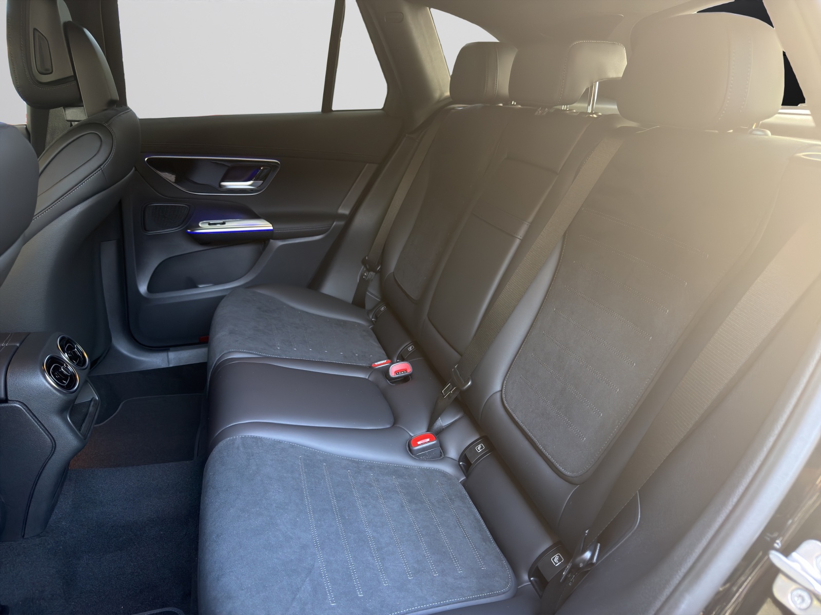 Image MERCEDES-BENZ GLC-400 GLC 400 e 4Matic EQ Star 9G-Tronic