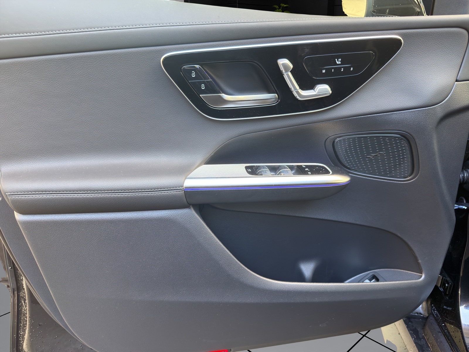 MERCEDES-BENZ GLC 400 e 4Matic EQ Star 9G-Tronic-image-8