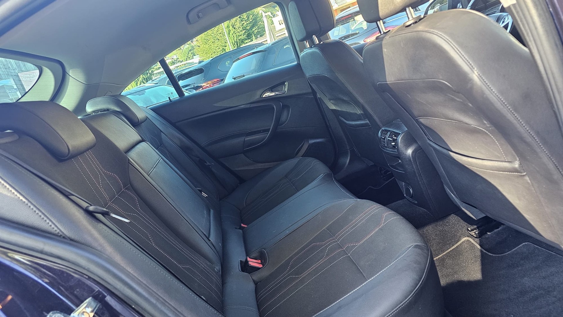 OPEL Insignia 2.0 Turbo Sport Edition Automatic-image-9